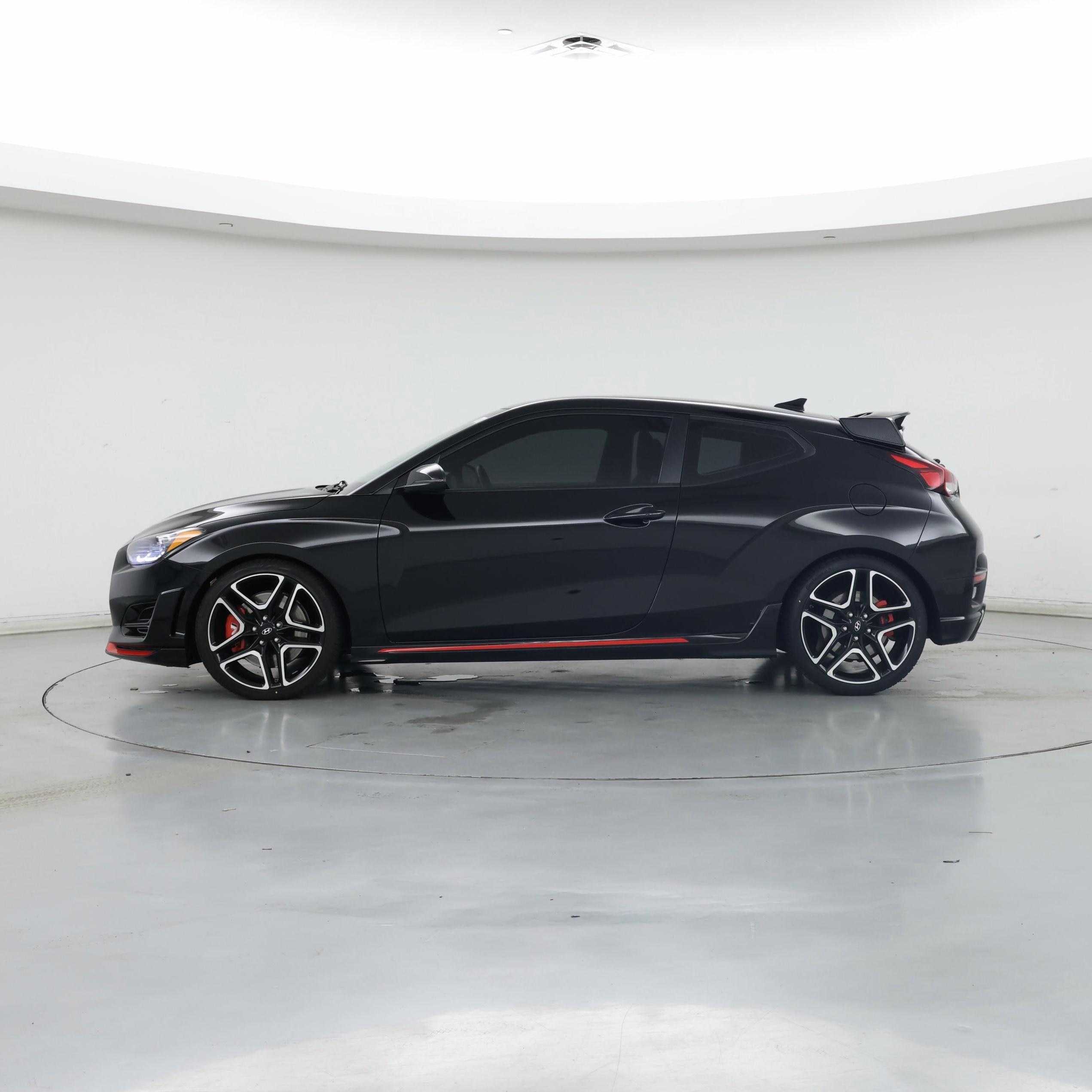 Thumbnail: 2021 Hyundai Veloster - 3