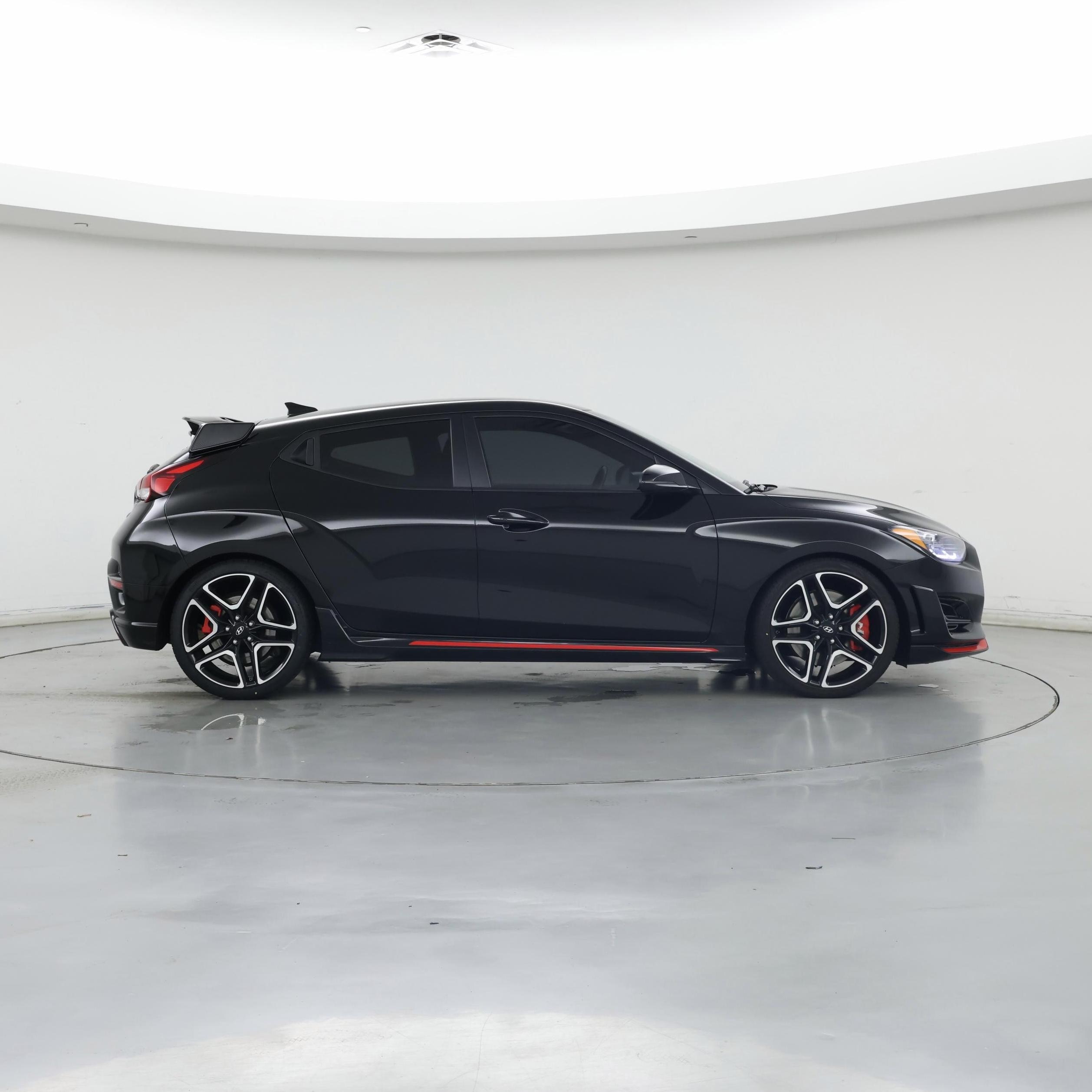 Thumbnail: 2021 Hyundai Veloster - 7