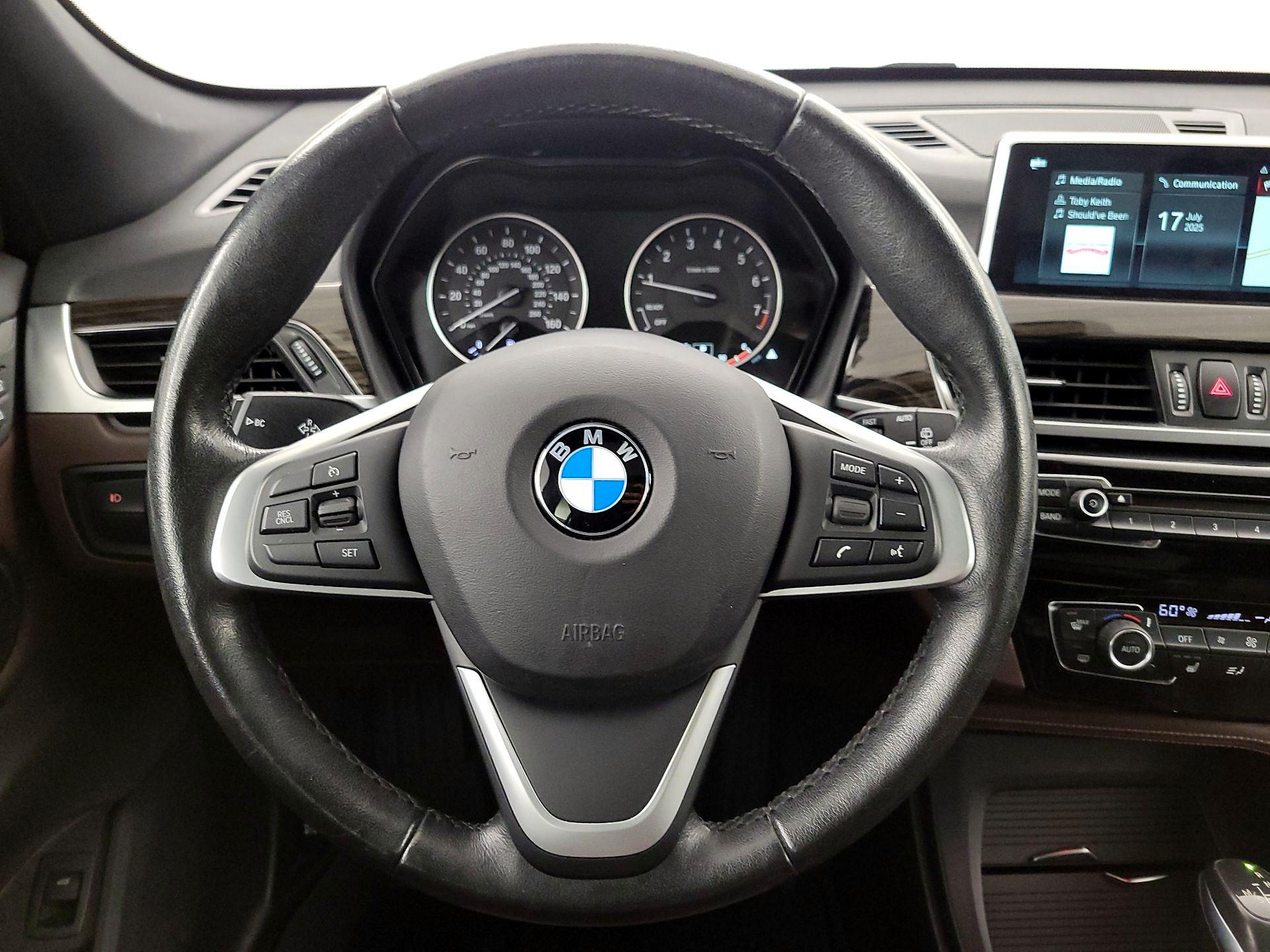 Thumbnail: 2018 BMW X1 - 10