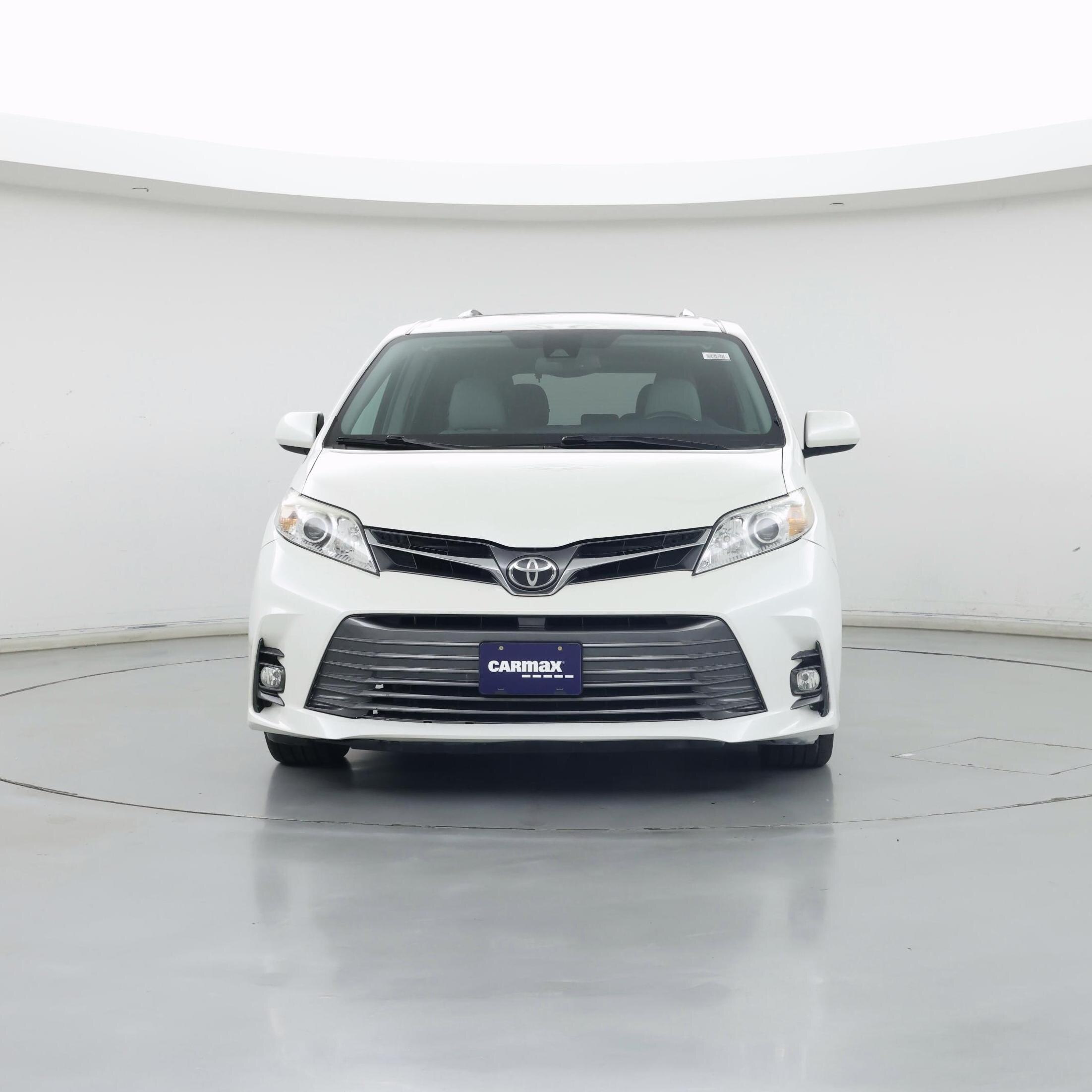 Thumbnail: 2018 Toyota Sienna - 5