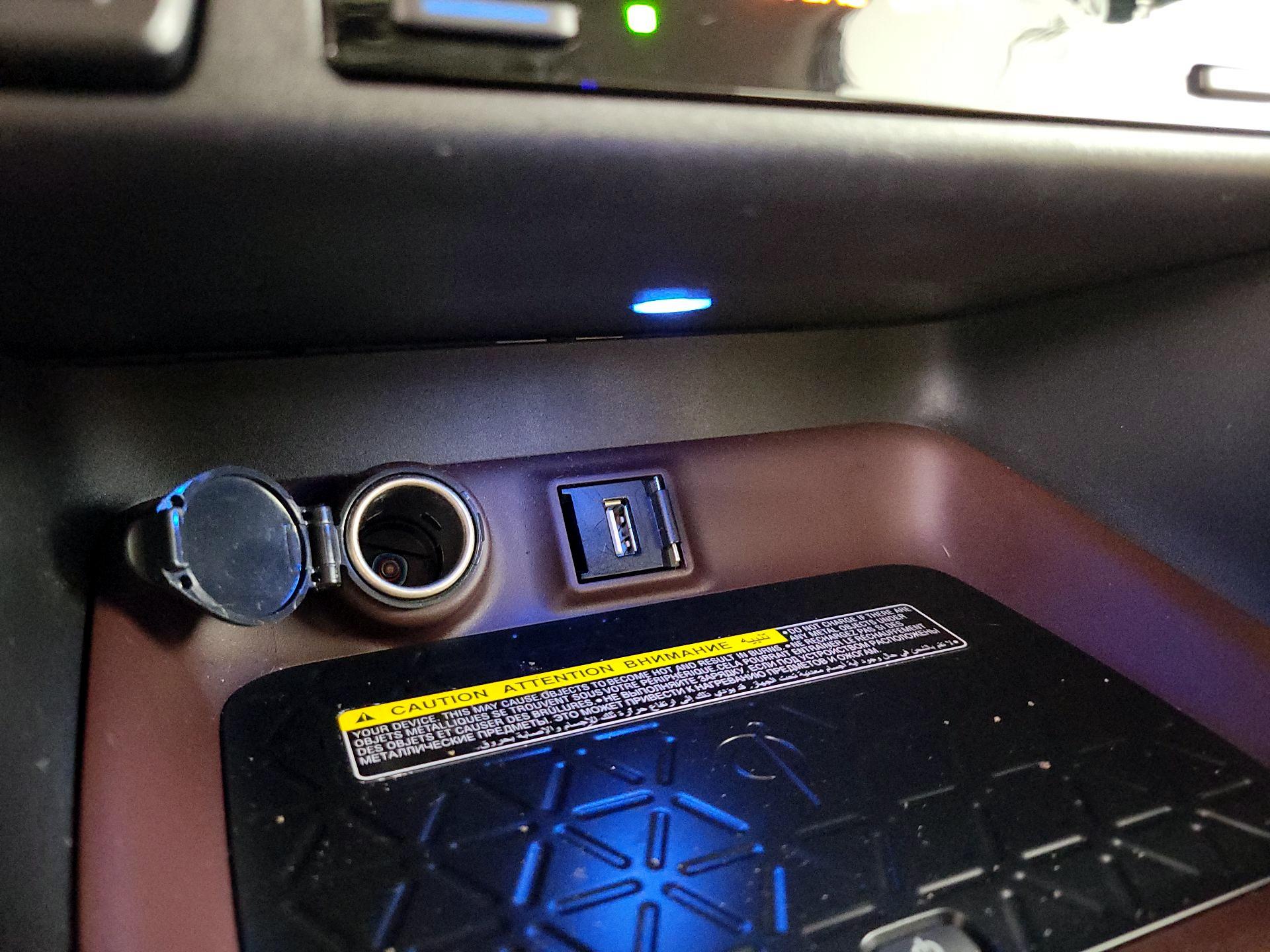 Thumbnail: 2021 Toyota RAV4 - 19
