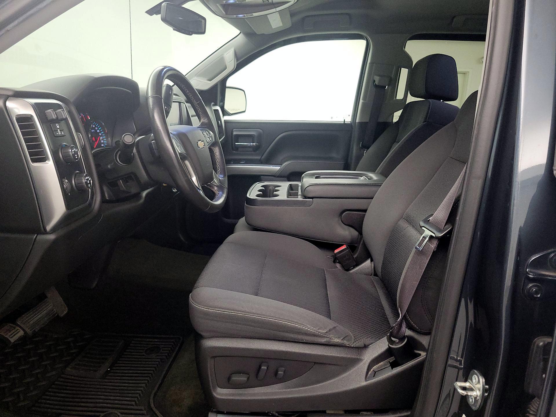 Thumbnail: 2017 Chevrolet Silverado 1500 - 11