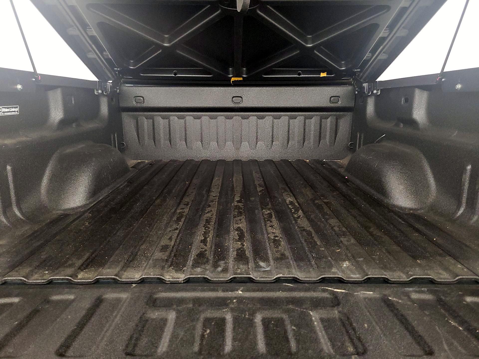 Thumbnail: 2017 Chevrolet Silverado 1500 - 20