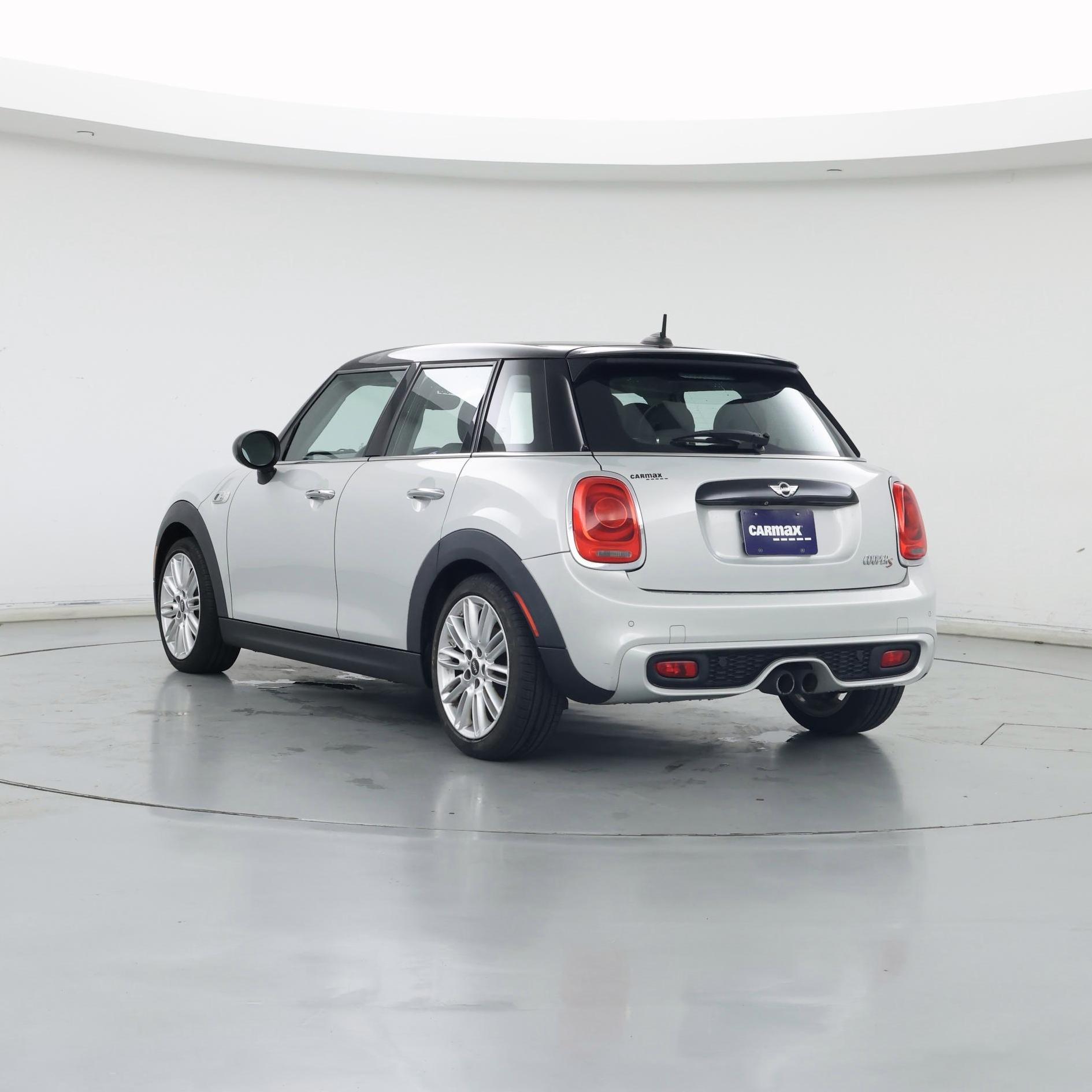 Thumbnail: 2015 MINI Cooper Hardtop - 2