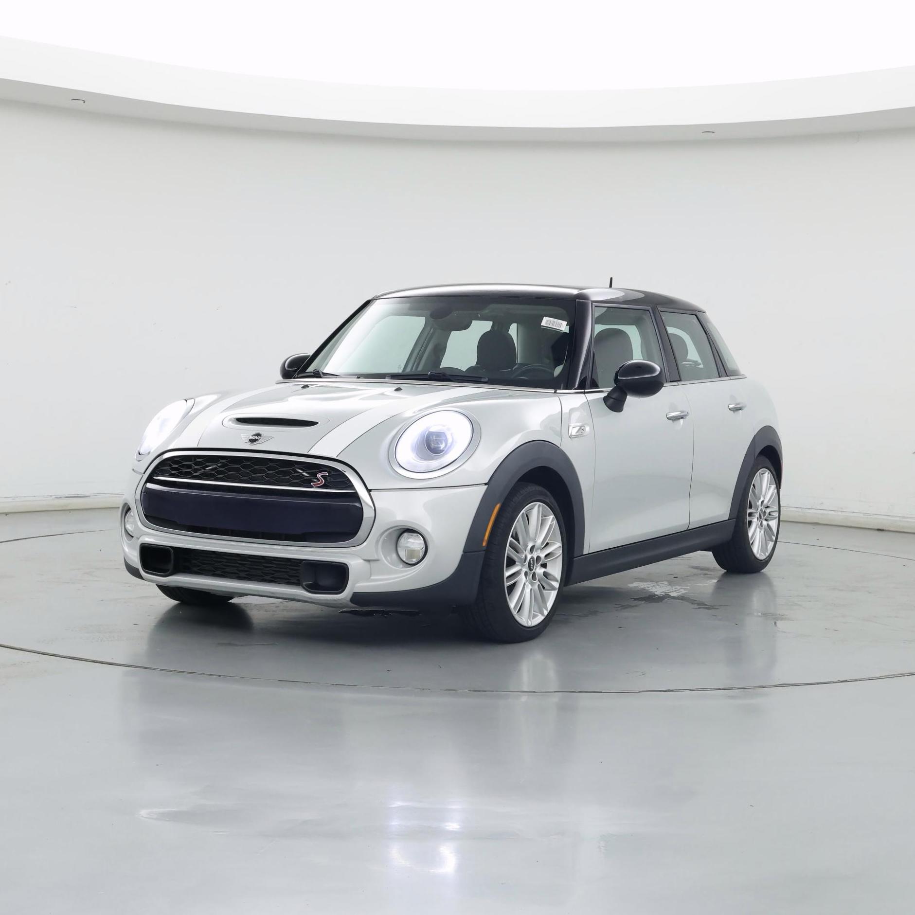 Thumbnail: 2015 MINI Cooper Hardtop - 4