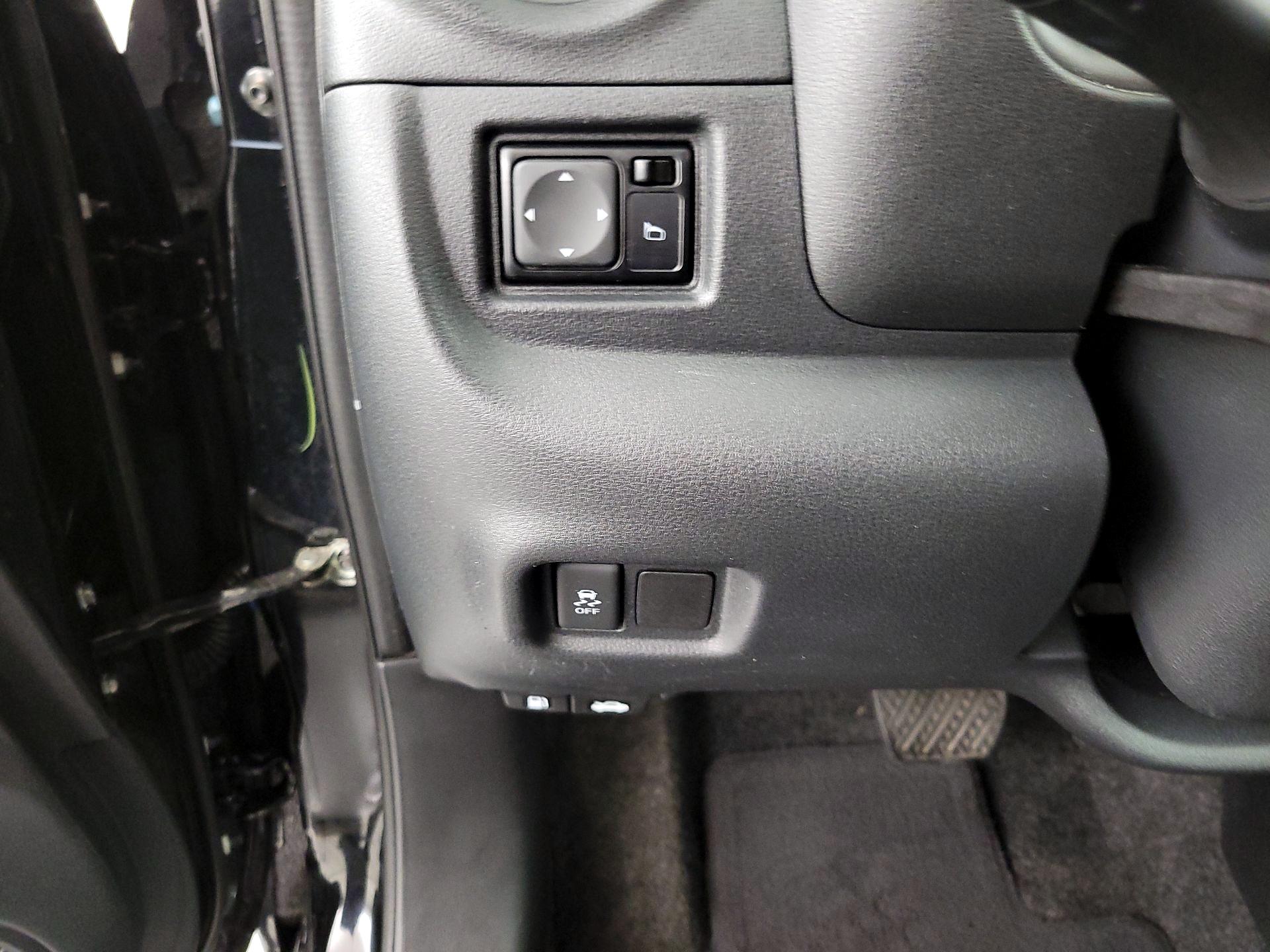 Thumbnail: 2019 Nissan Versa - 13