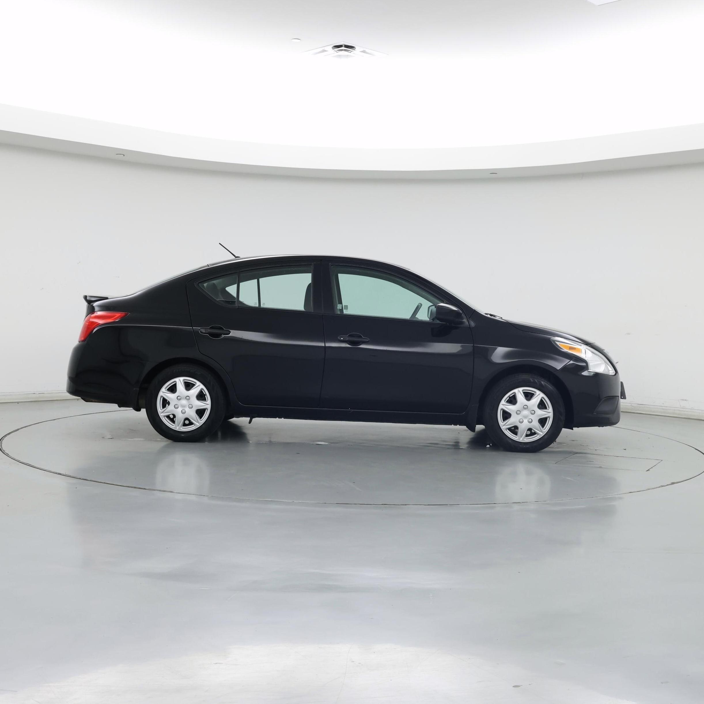 Thumbnail: 2019 Nissan Versa - 7