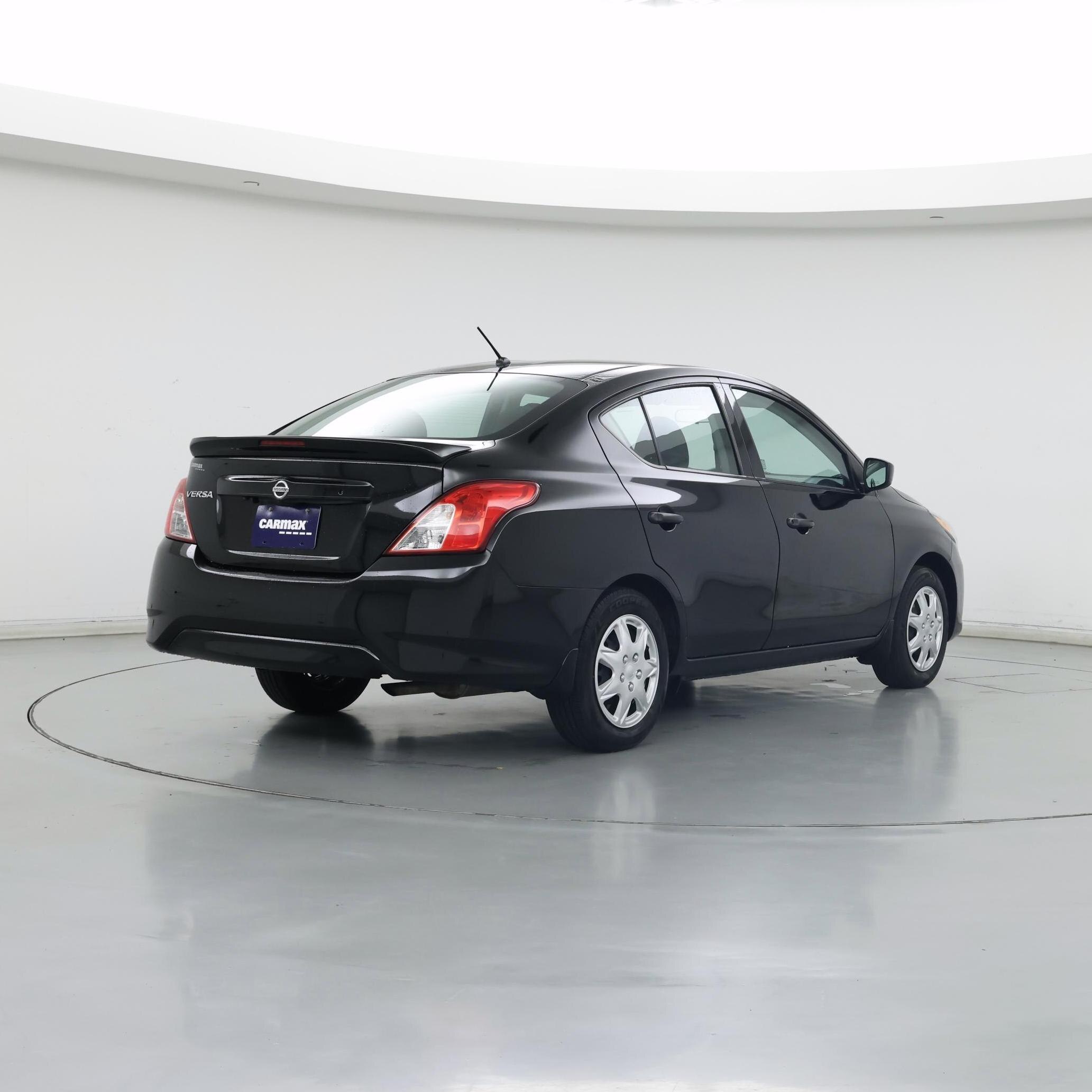 Thumbnail: 2019 Nissan Versa - 8