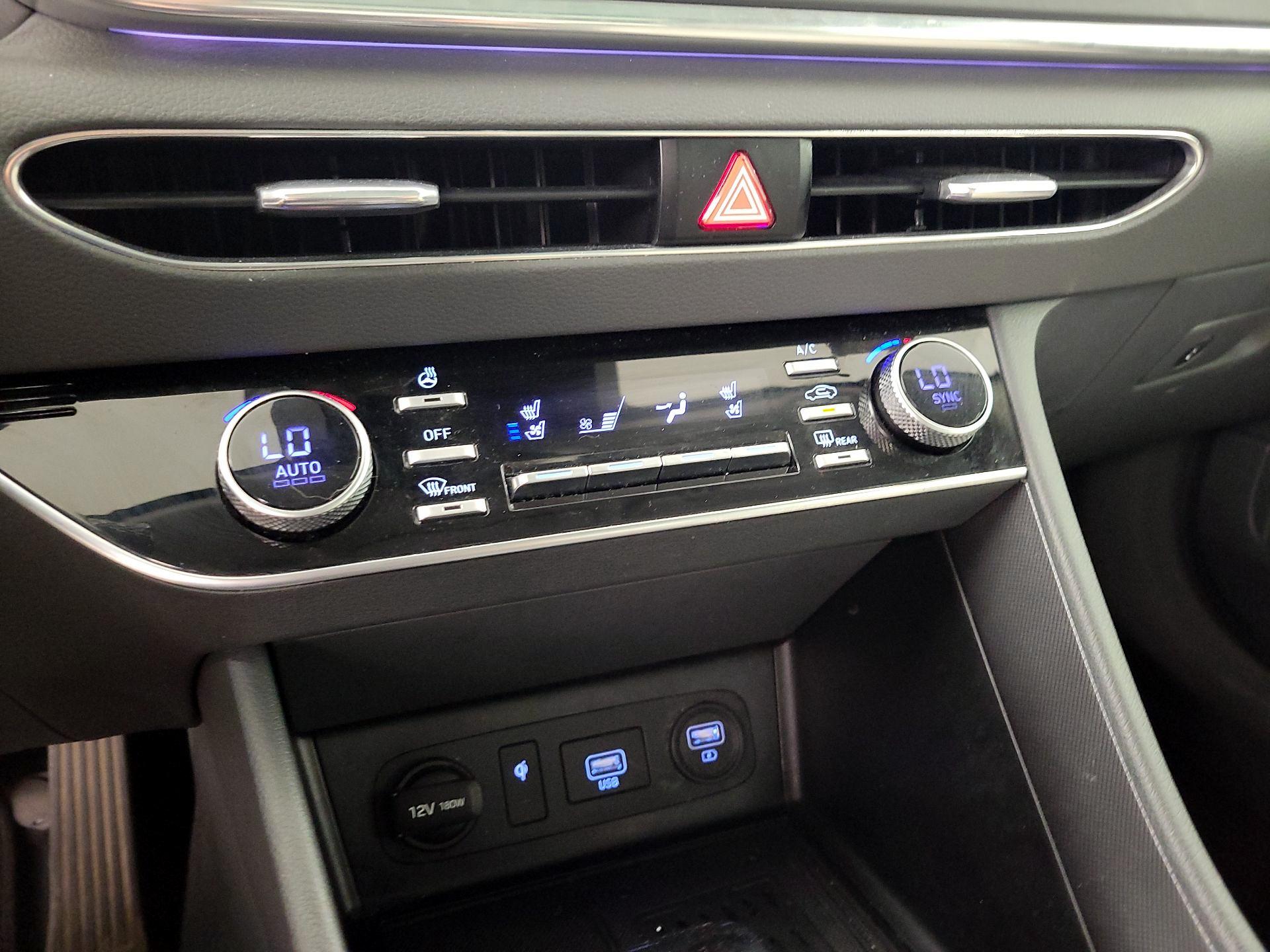Thumbnail: 2020 Hyundai Sonata - 16