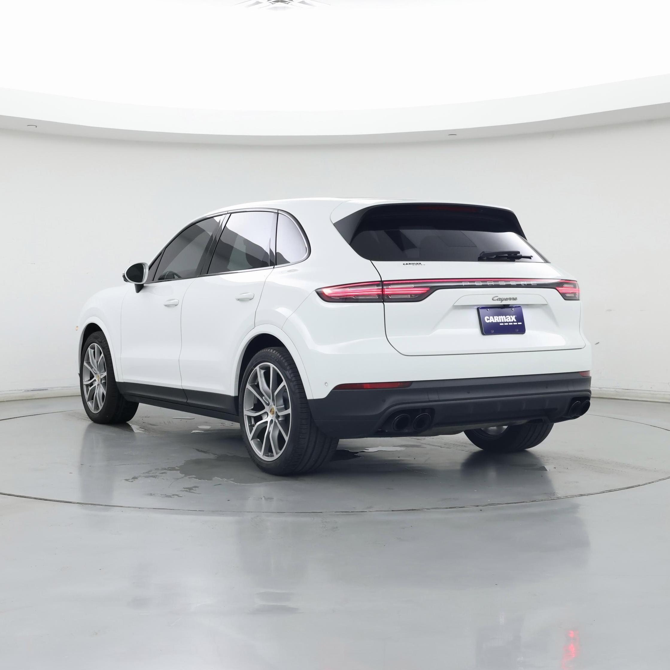 Thumbnail: 2022 Porsche Cayenne - 2