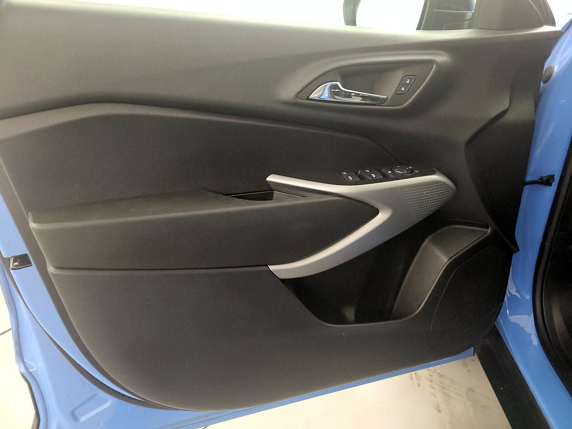 Thumbnail: 2024 Chevrolet Trax - 12