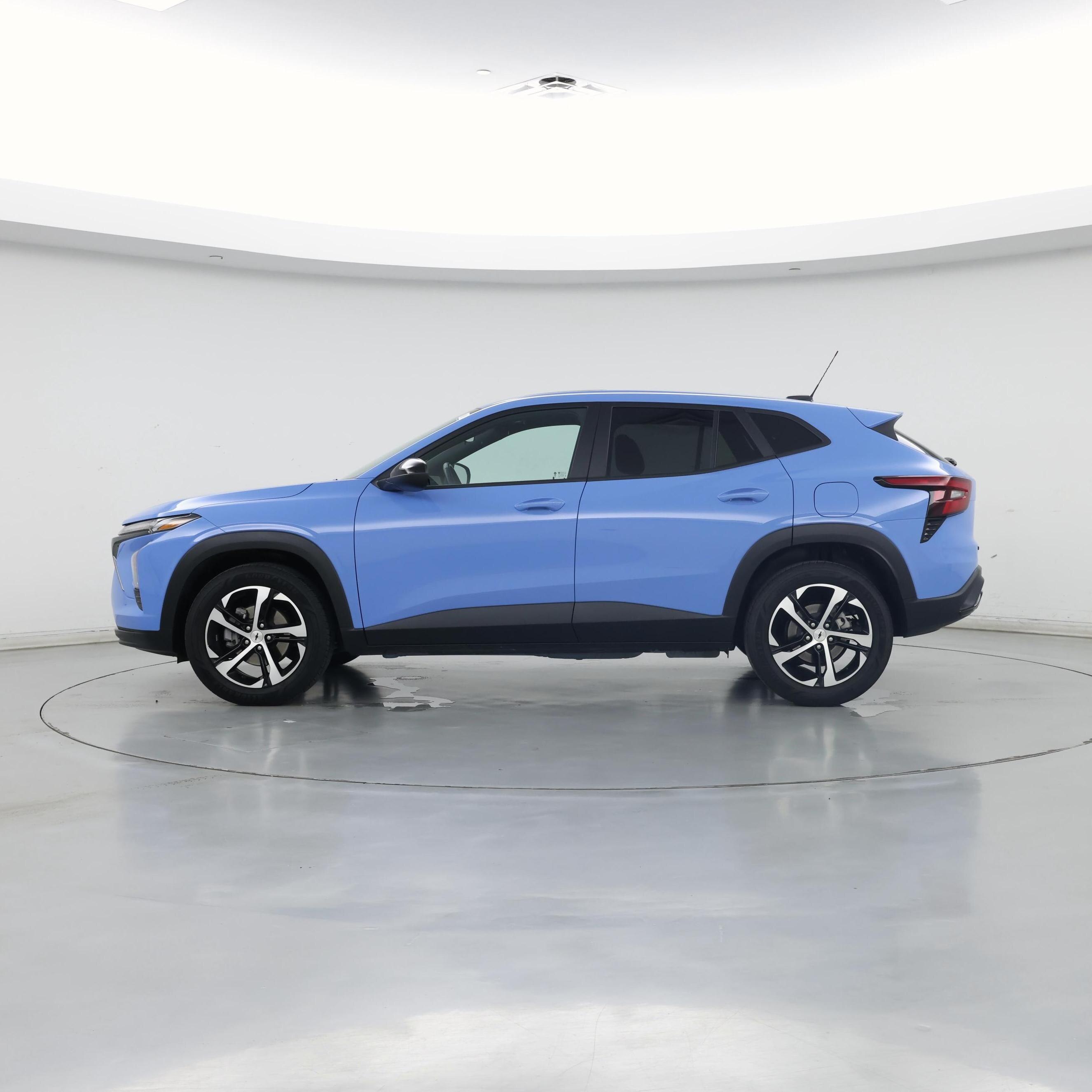 Thumbnail: 2024 Chevrolet Trax - 3