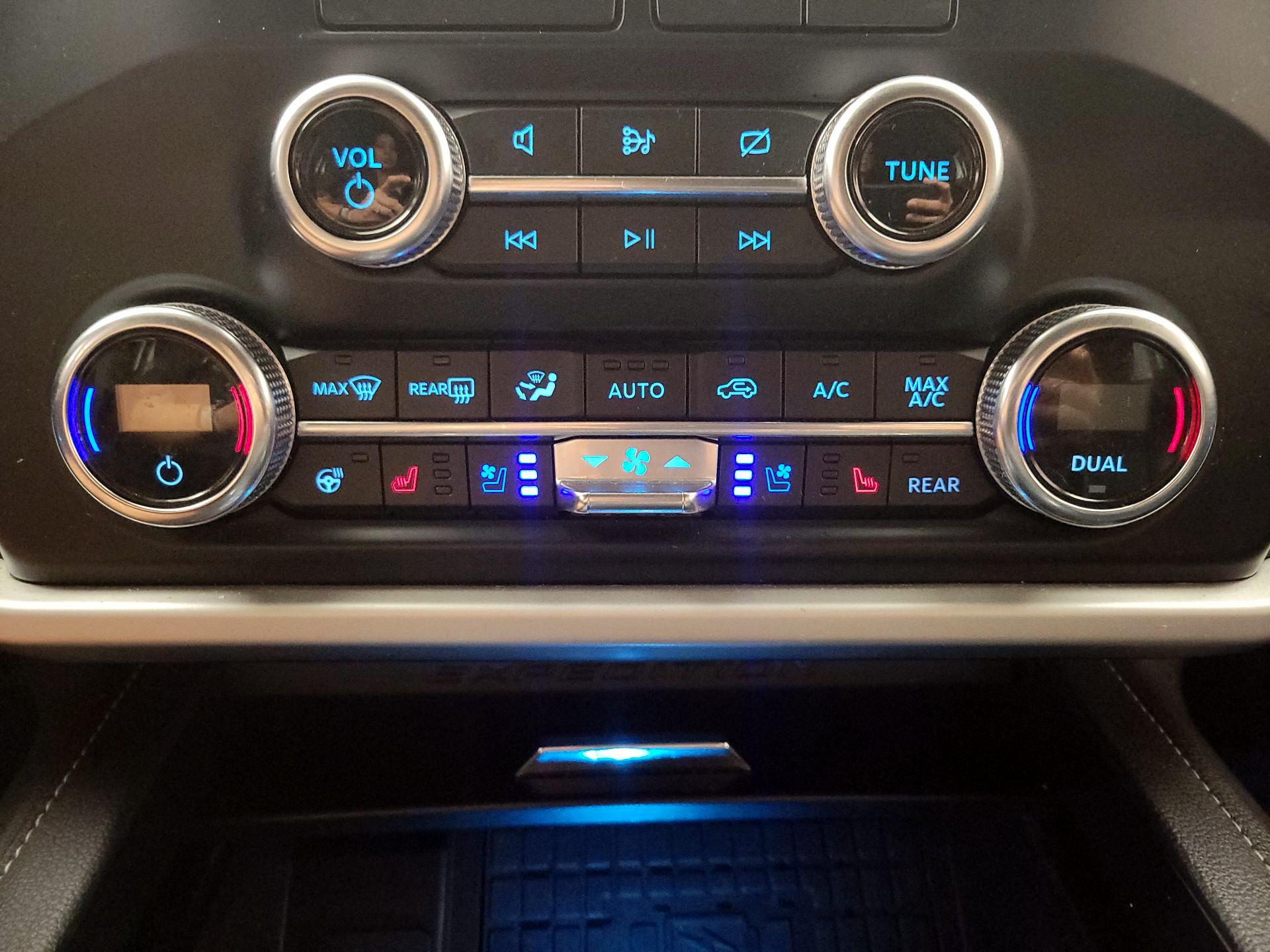 Thumbnail: 2022 Ford Expedition MAX - 17
