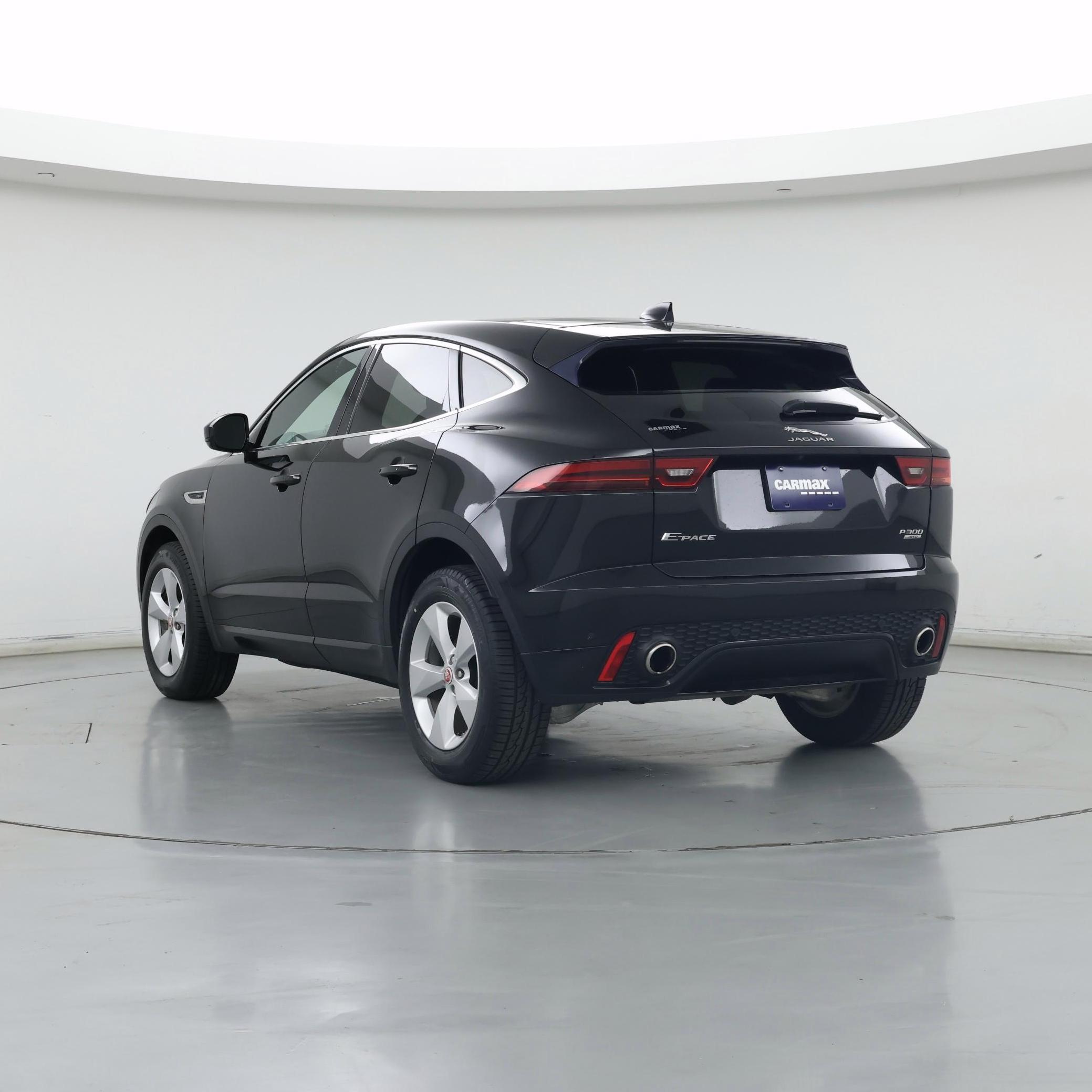 Thumbnail: 2018 Jaguar E-Pace - 2