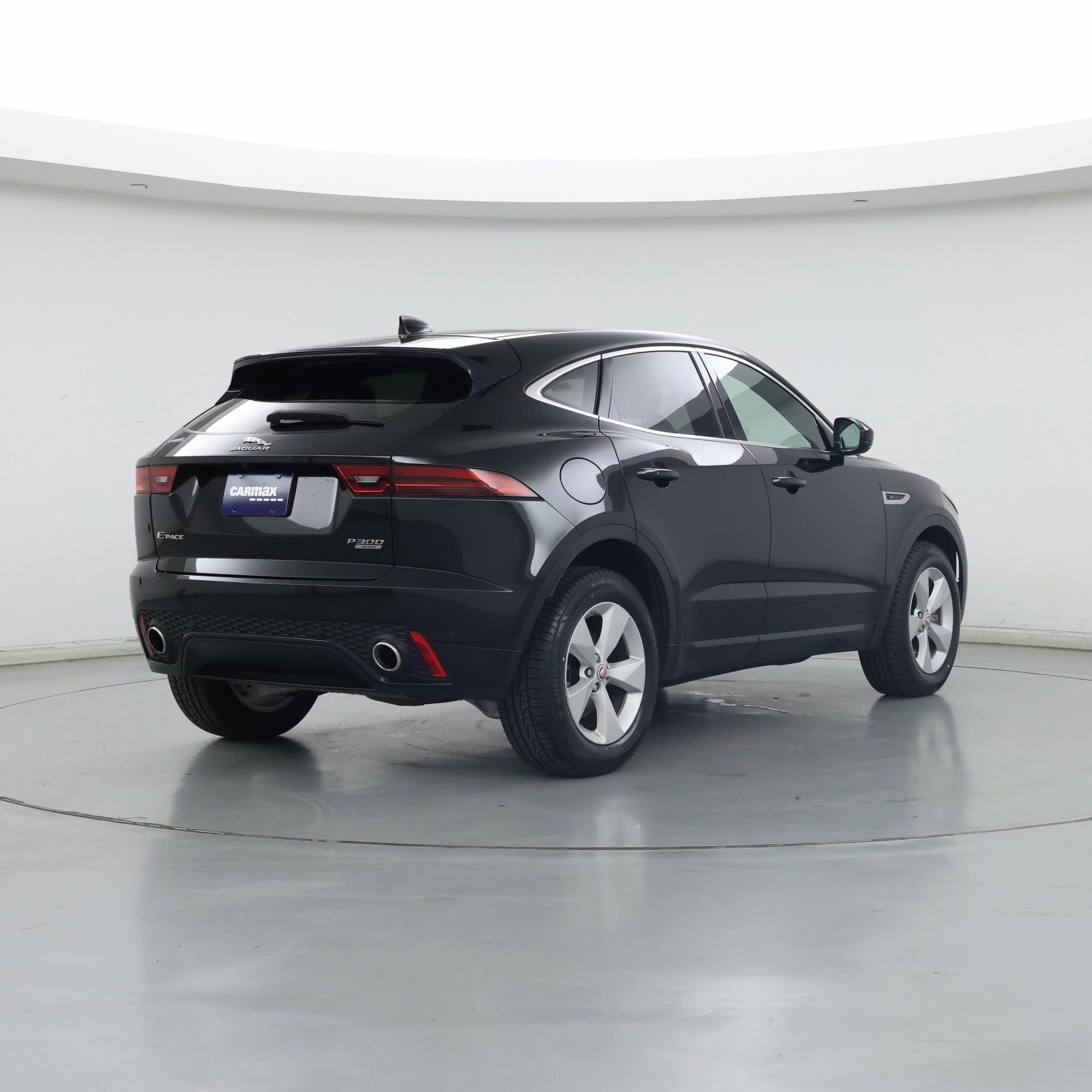 Thumbnail: 2018 Jaguar E-Pace - 8