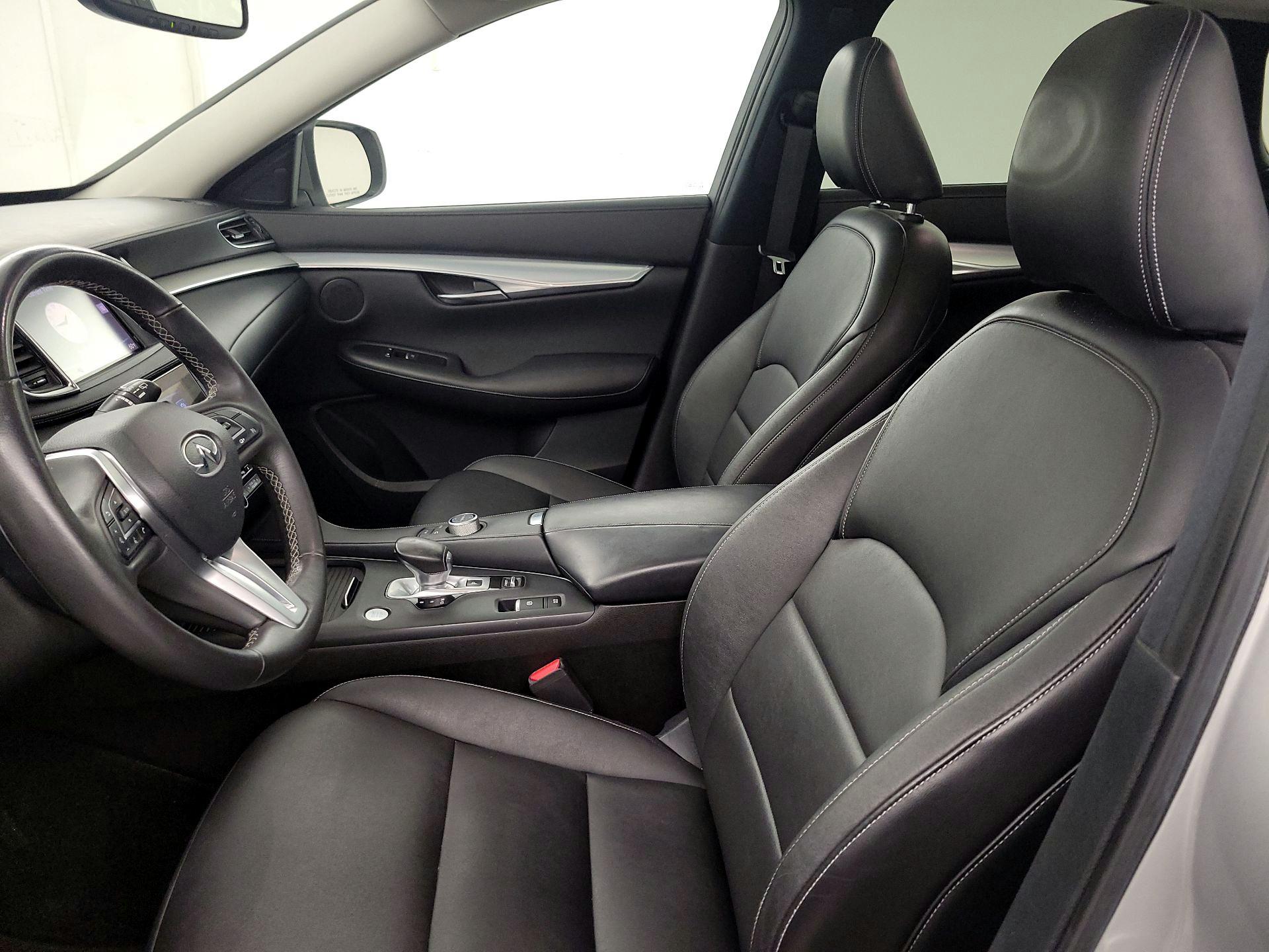 Thumbnail: 2019 INFINITI QX50 - 11