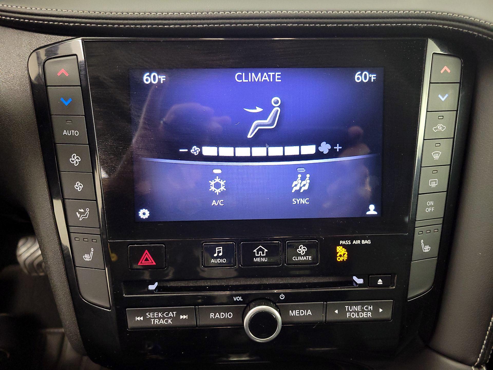 Thumbnail: 2019 INFINITI QX50 - 16
