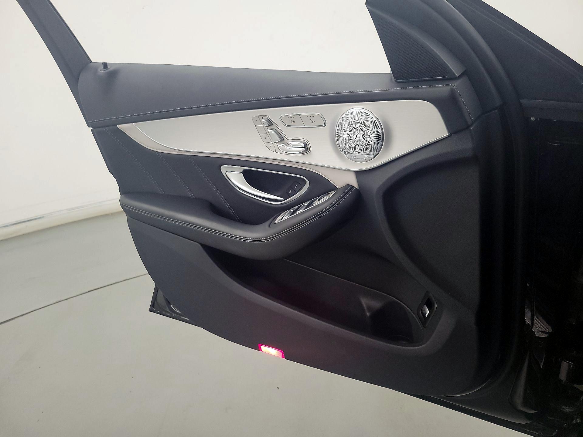 Thumbnail: 2021 Mercedes-Benz C-Class - 12