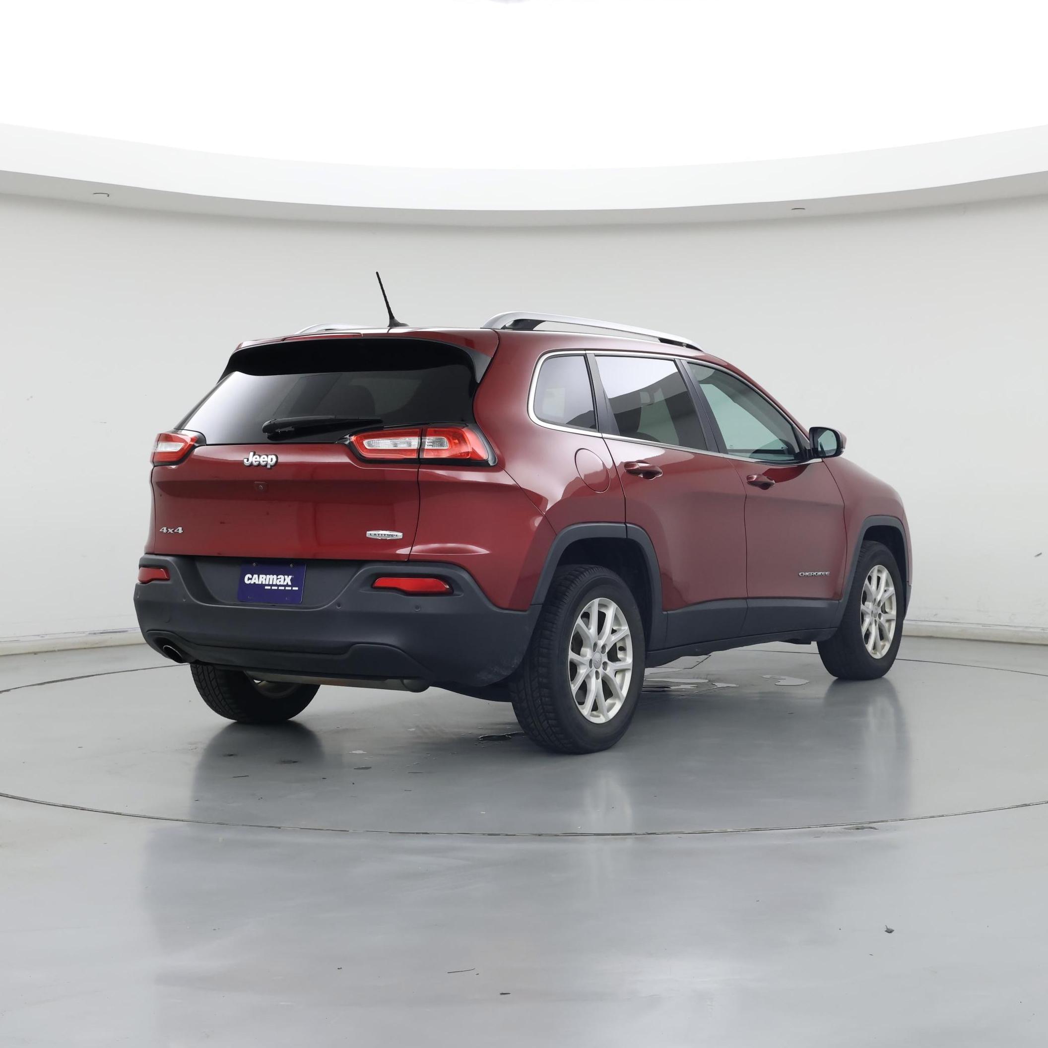 Thumbnail: 2016 Jeep Cherokee - 8