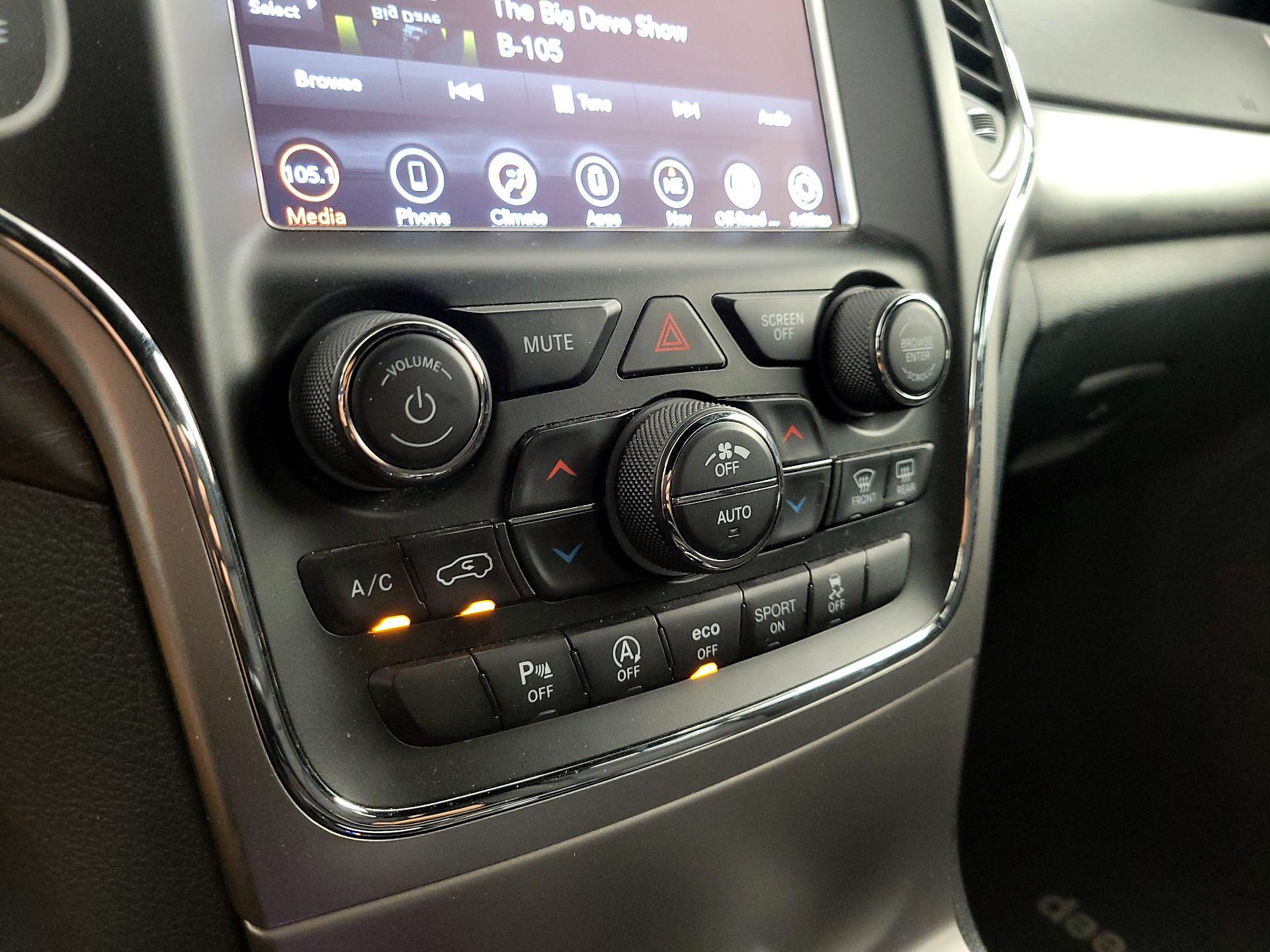Thumbnail: 2018 Jeep Grand Cherokee - 16