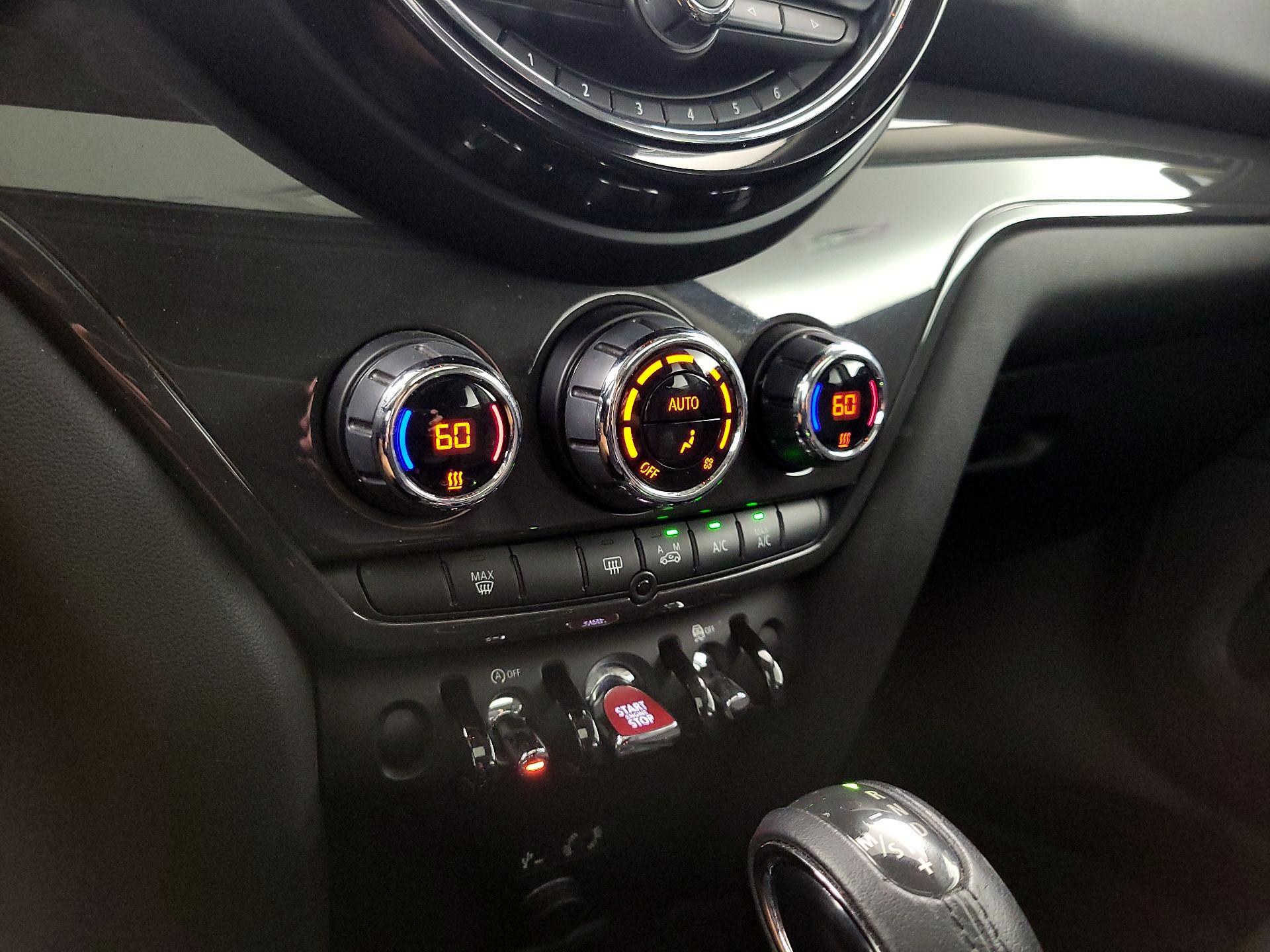 Thumbnail: 2017 MINI Cooper Countryman - 16