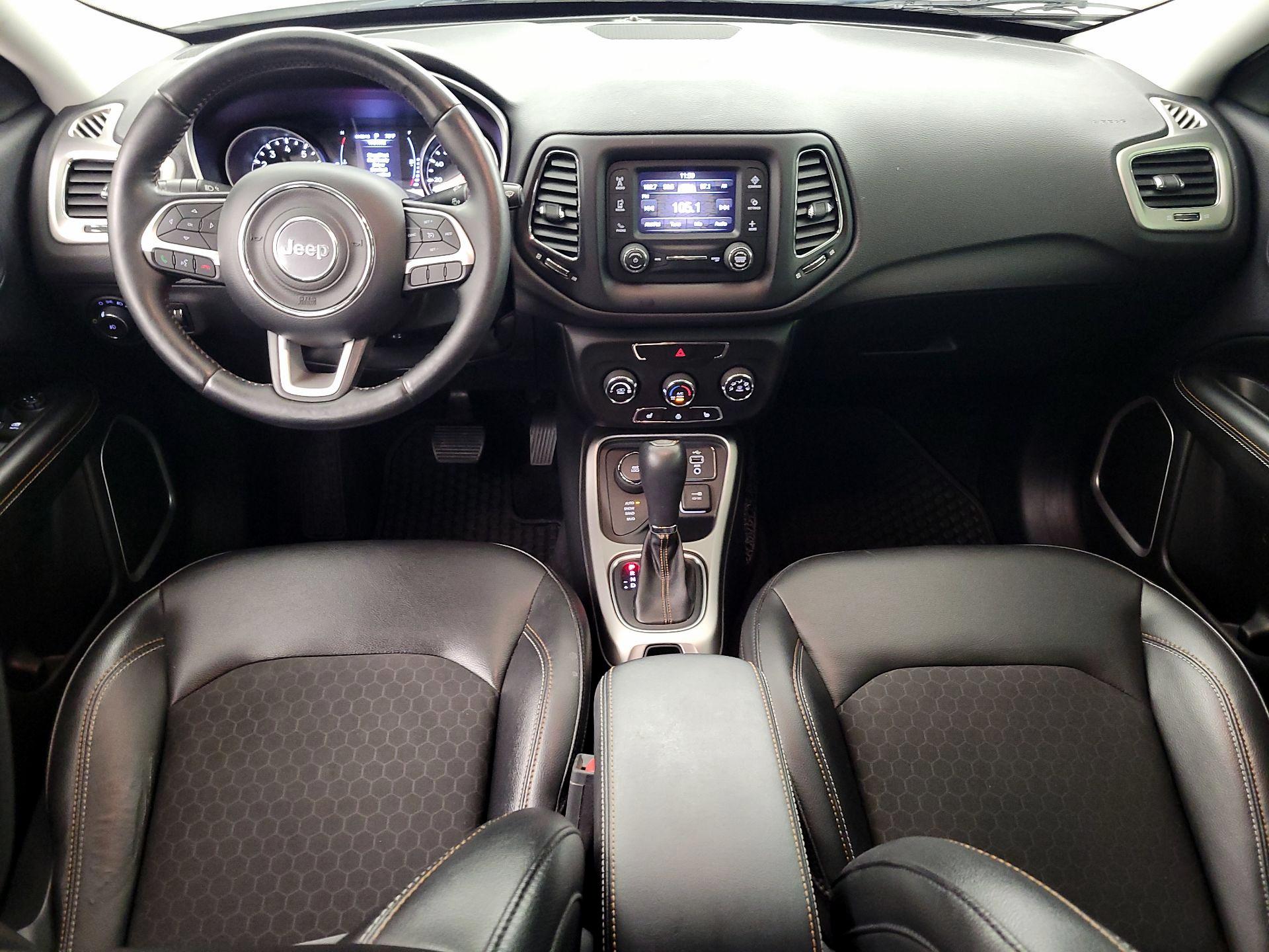 Thumbnail: 2018 Jeep Compass - 9