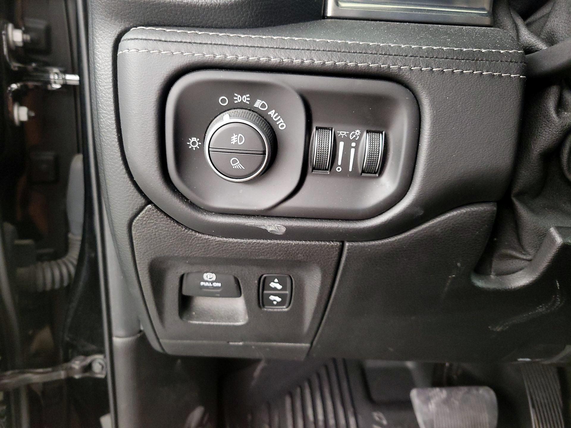 Thumbnail: 2020 RAM 1500 - 13