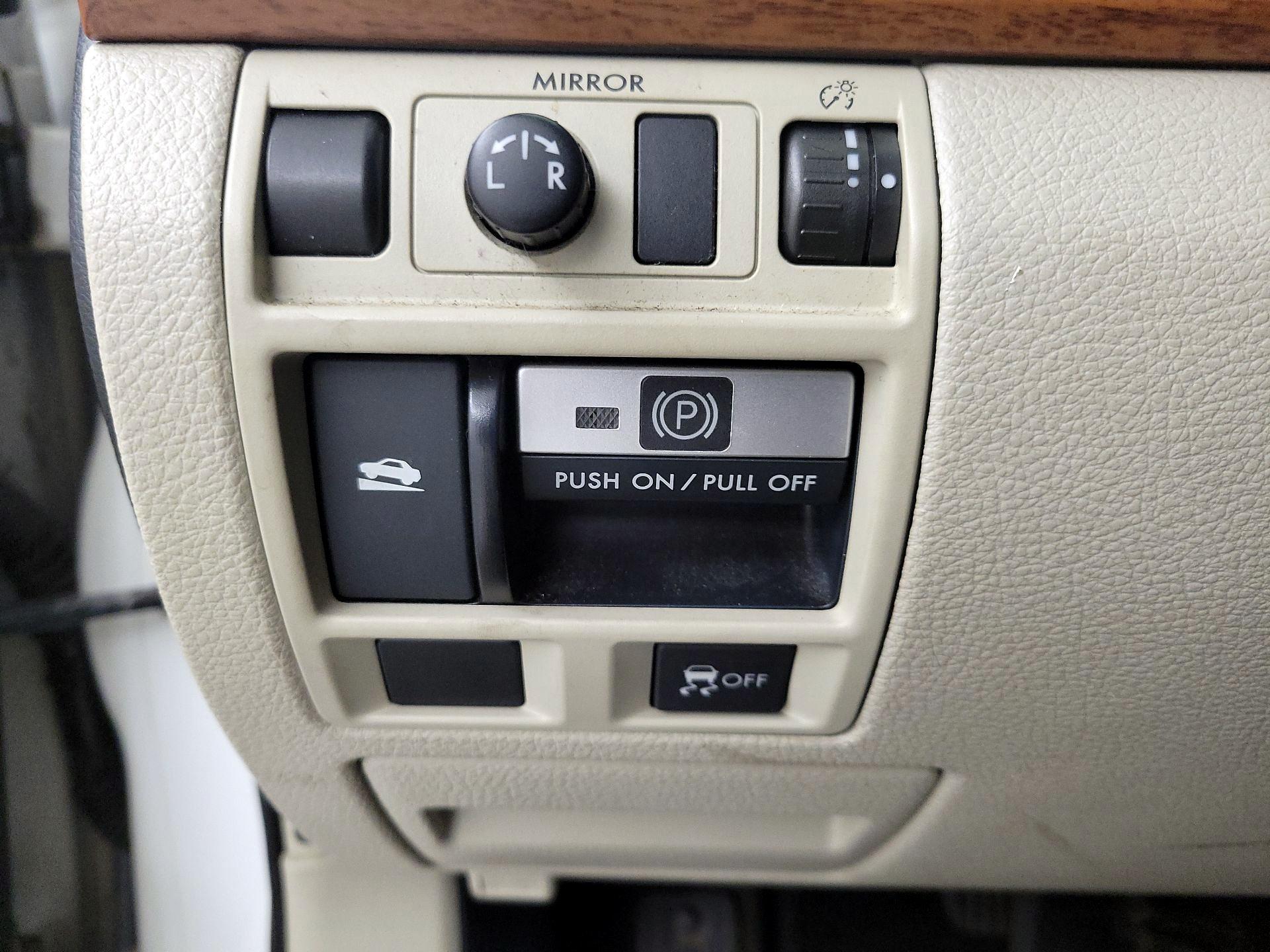 Thumbnail: 2014 Subaru Outback - 13