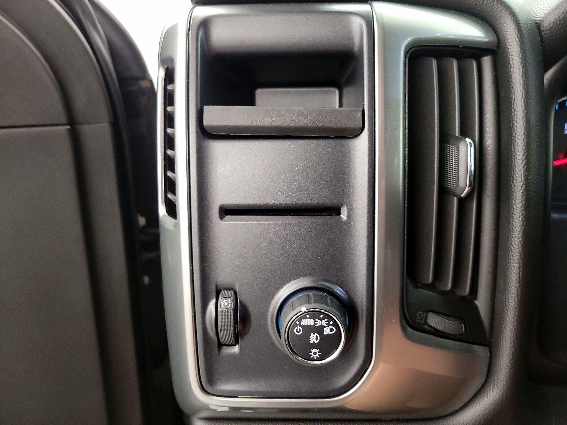 Thumbnail: 2014 Chevrolet Silverado 1500 - 13