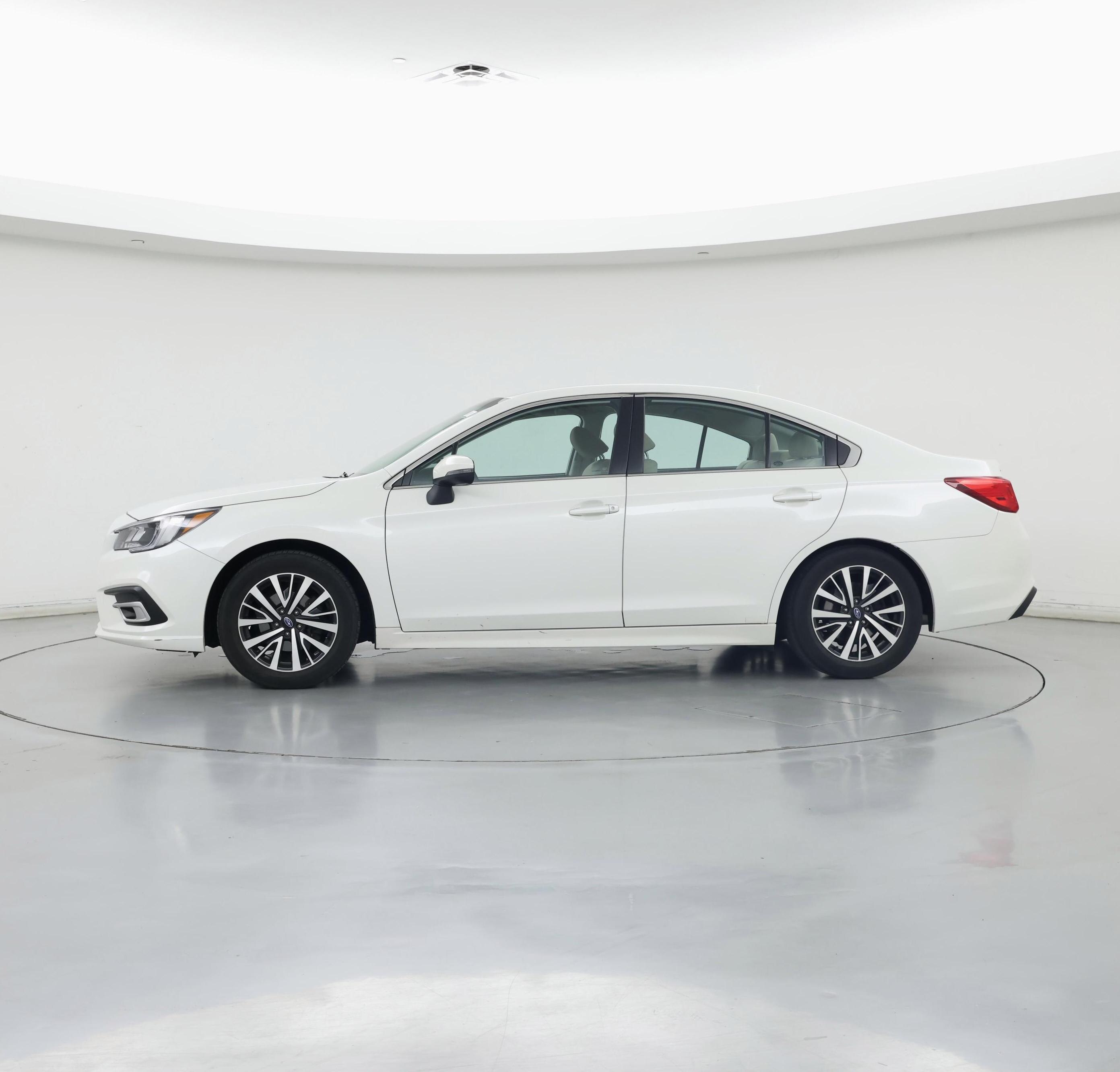 Thumbnail: 2018 Subaru Legacy - 3
