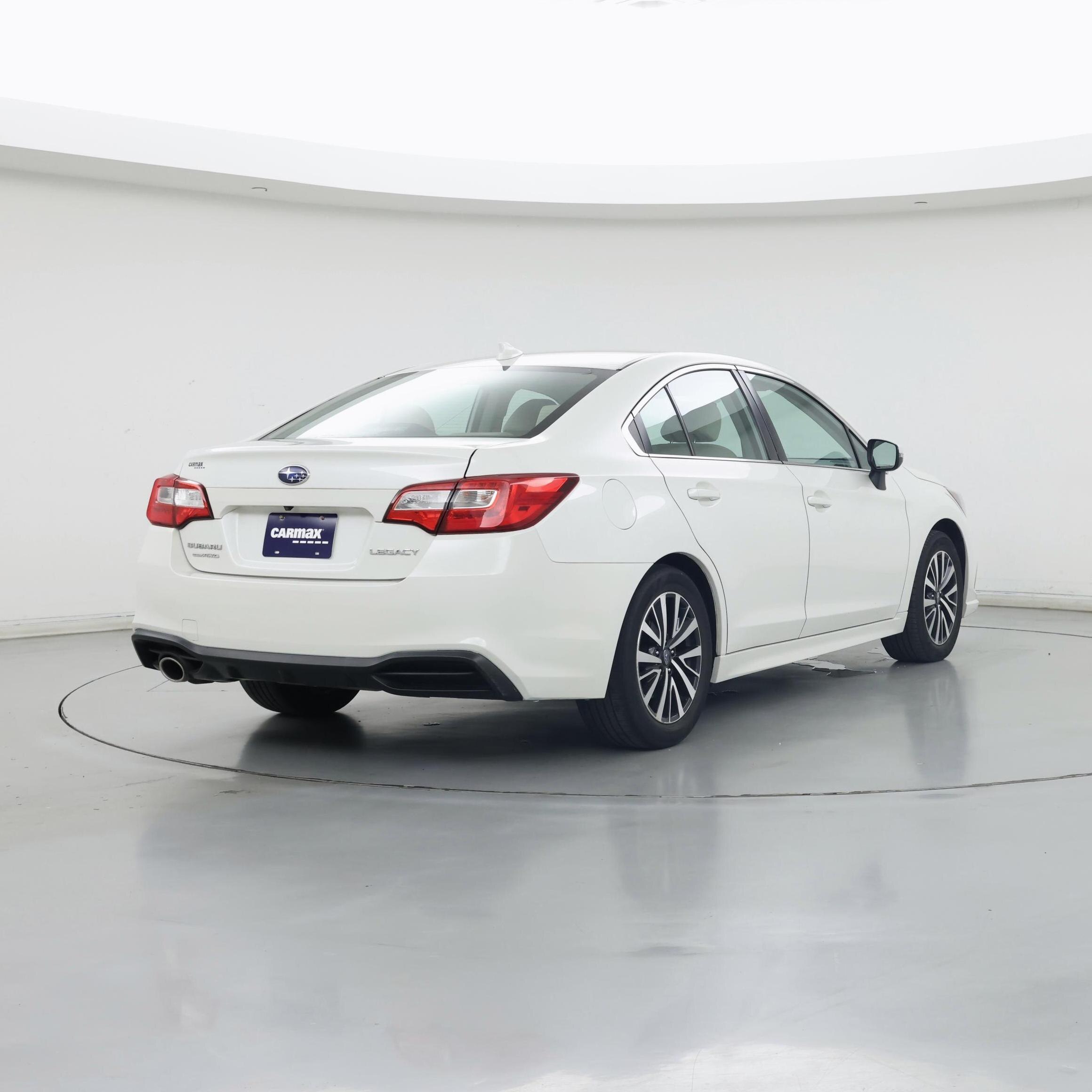 Thumbnail: 2018 Subaru Legacy - 8
