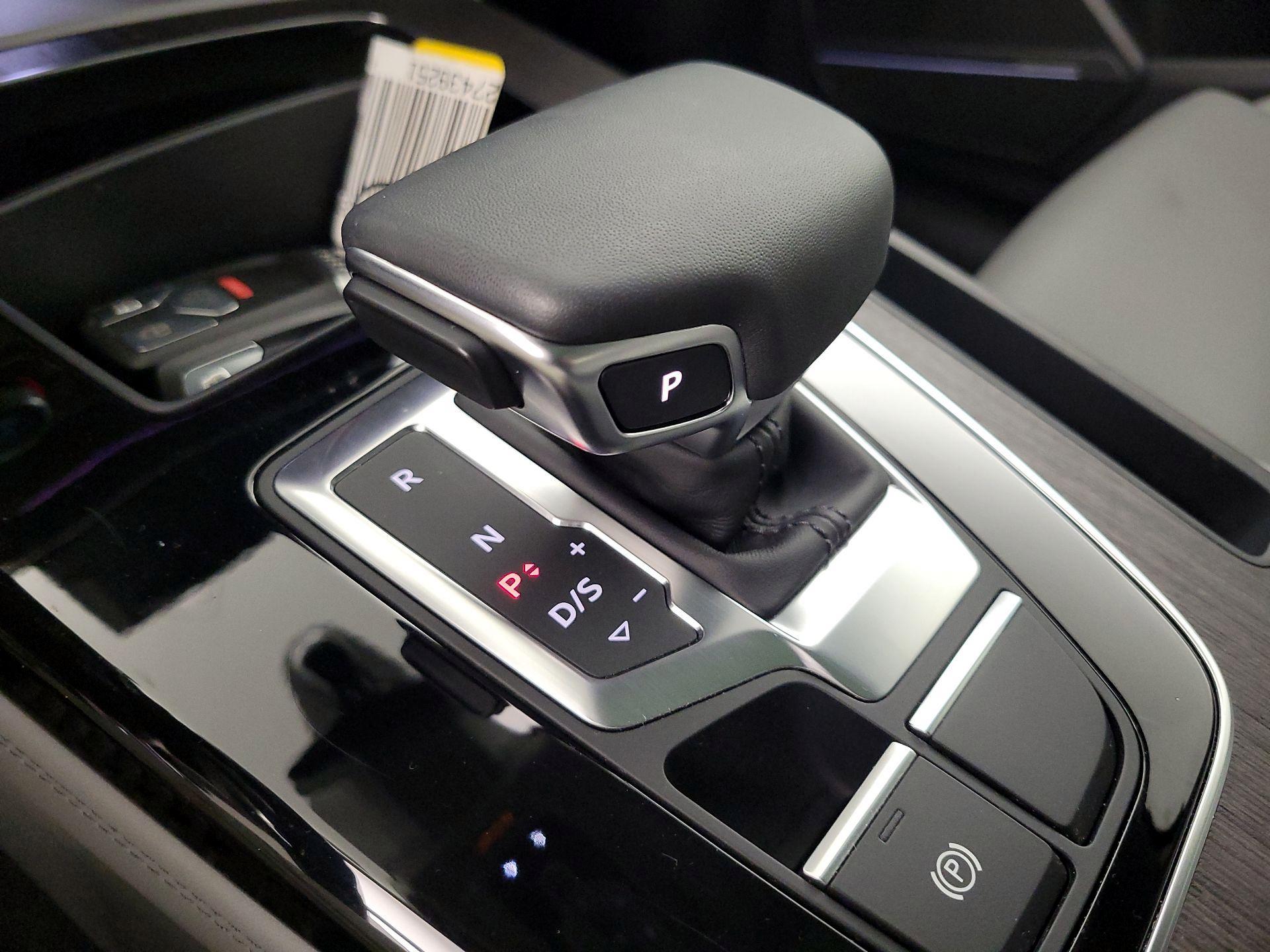 Thumbnail: 2024 Audi Q5 - 18
