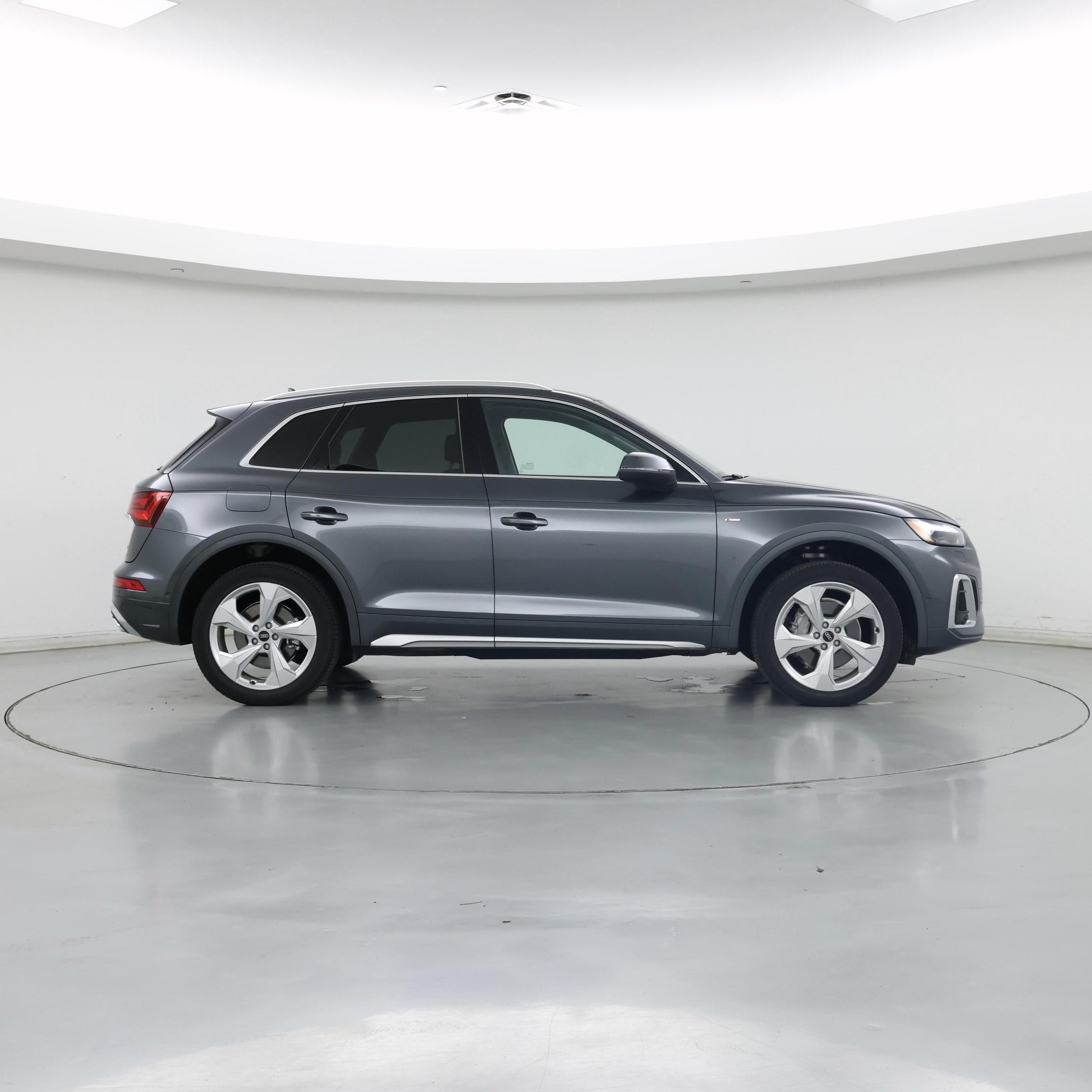Thumbnail: 2024 Audi Q5 - 7