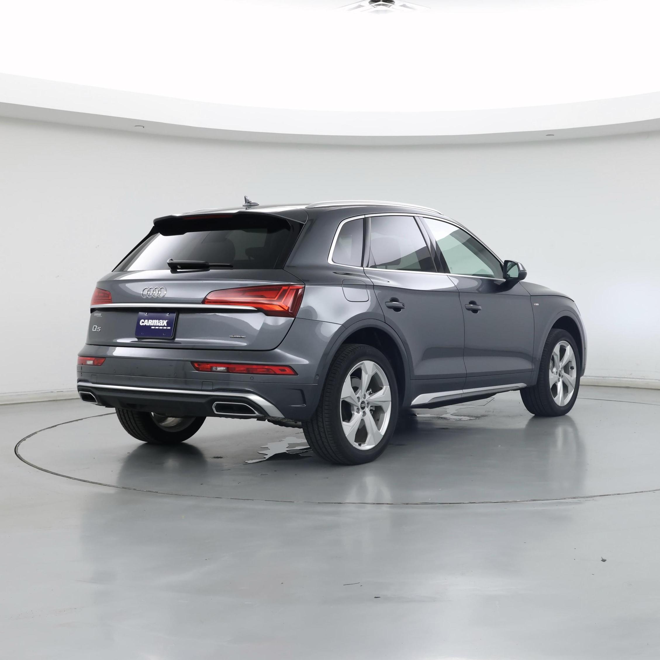 Thumbnail: 2024 Audi Q5 - 8