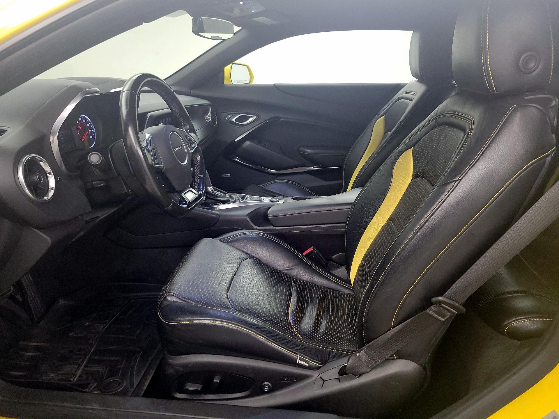 Thumbnail: 2018 Chevrolet Camaro - 11