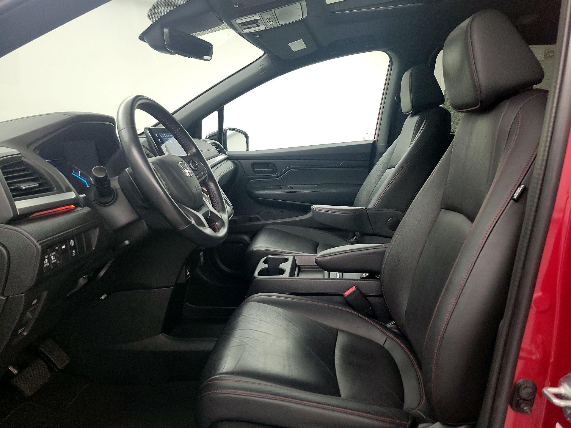 Thumbnail: 2023 Honda Odyssey - 11