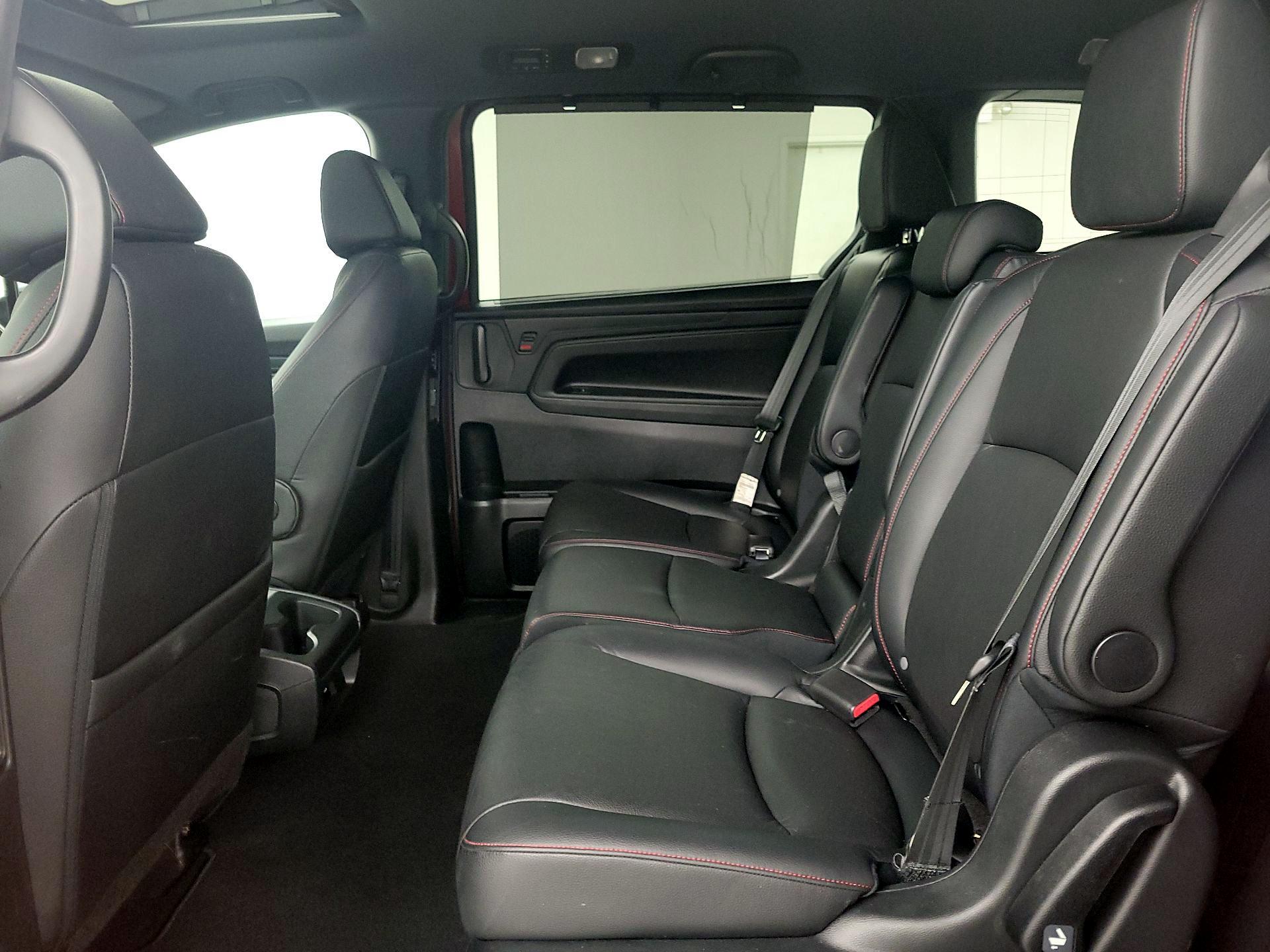 Thumbnail: 2023 Honda Odyssey - 20