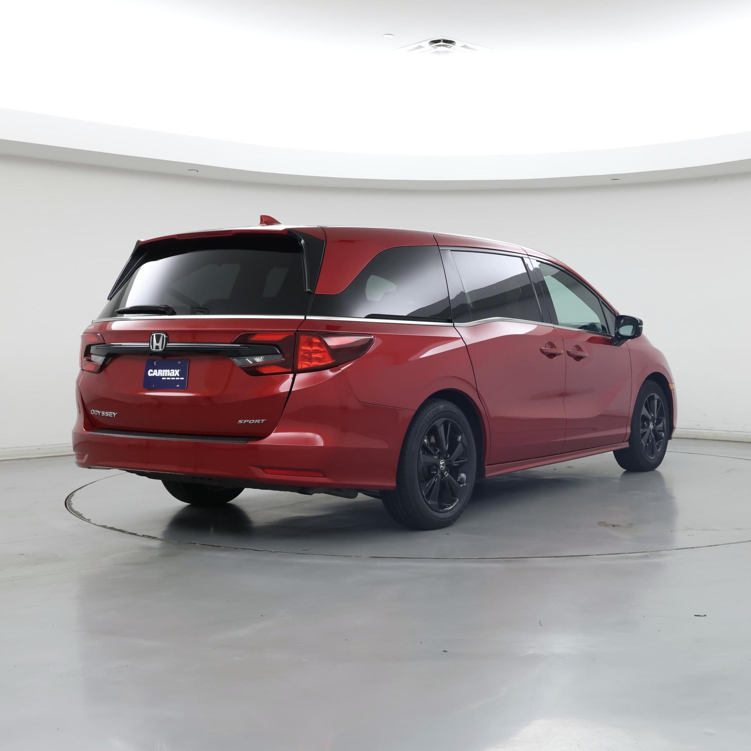 Thumbnail: 2023 Honda Odyssey - 8