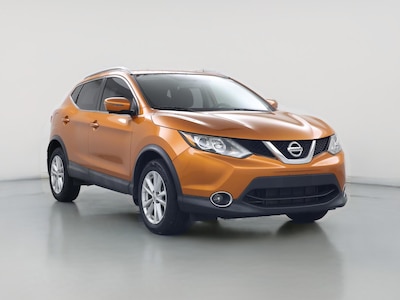 Orange 2017 Nissan Rogue Sport SV