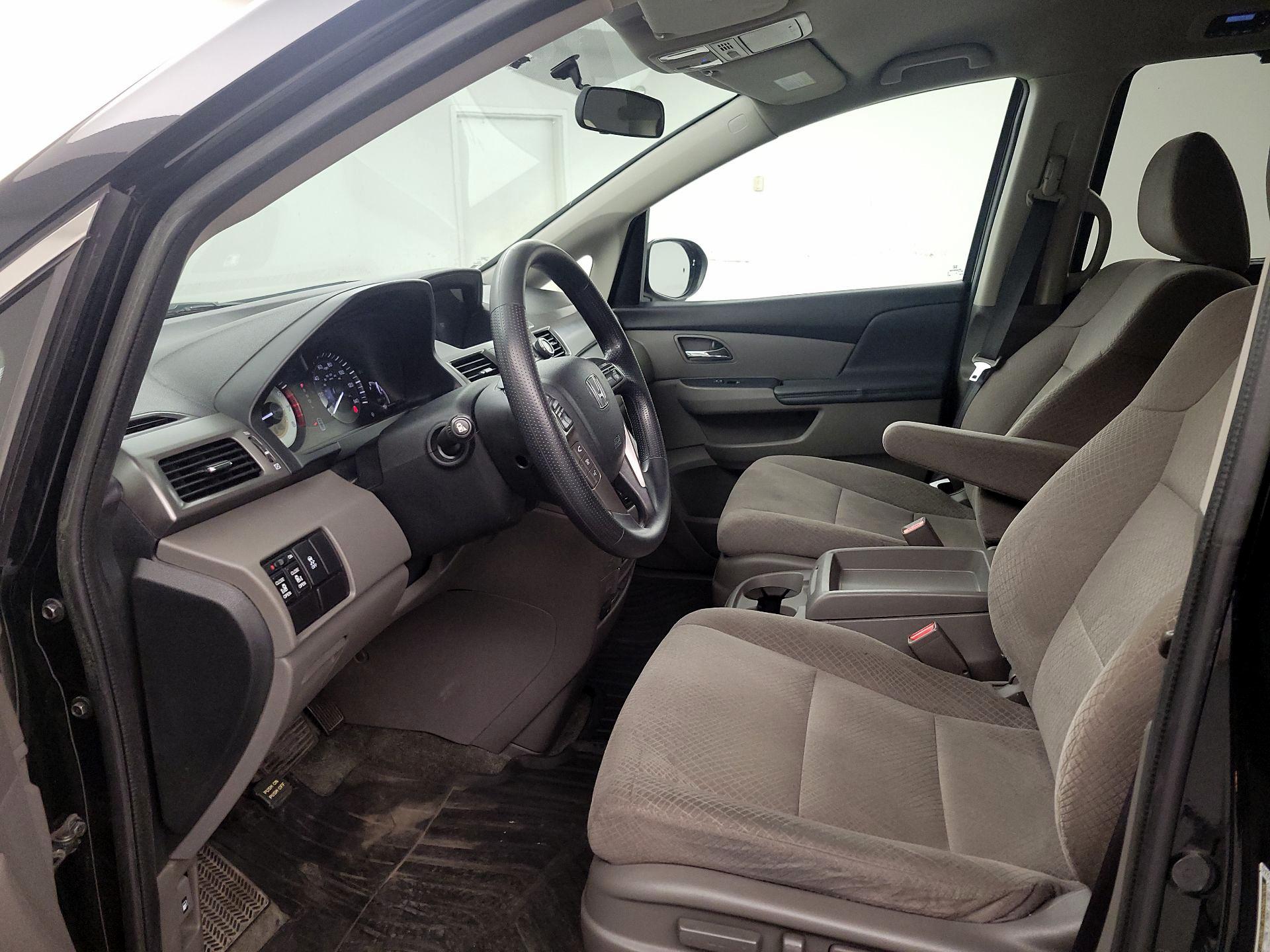 Thumbnail: 2016 Honda Odyssey - 11