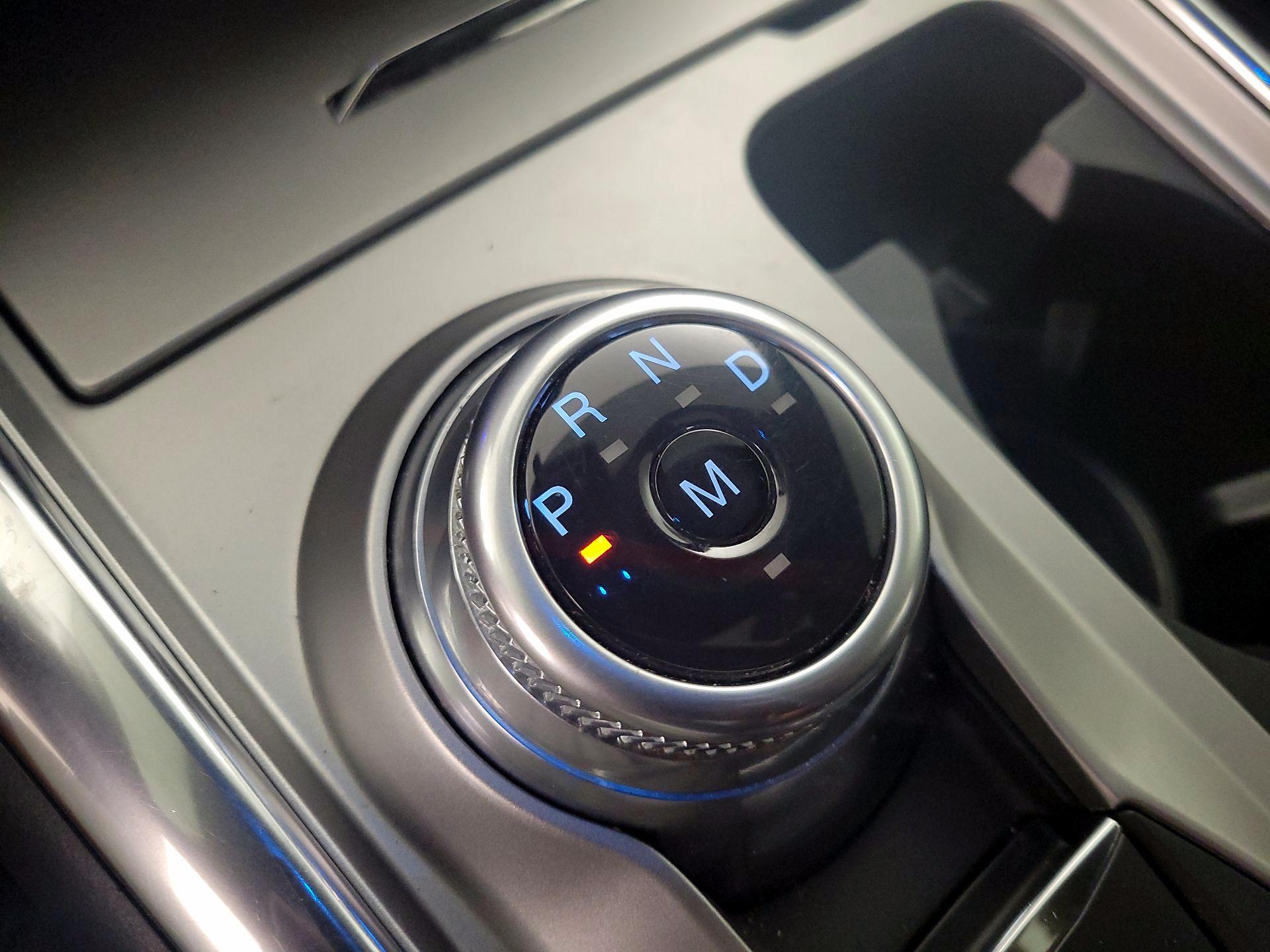 Thumbnail: 2020 Ford Explorer - 18