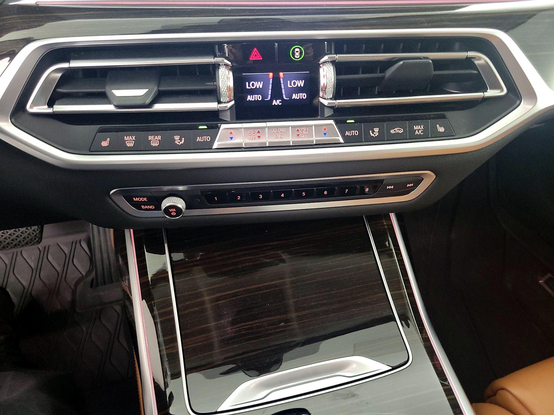 Thumbnail: 2019 BMW X7 - 17