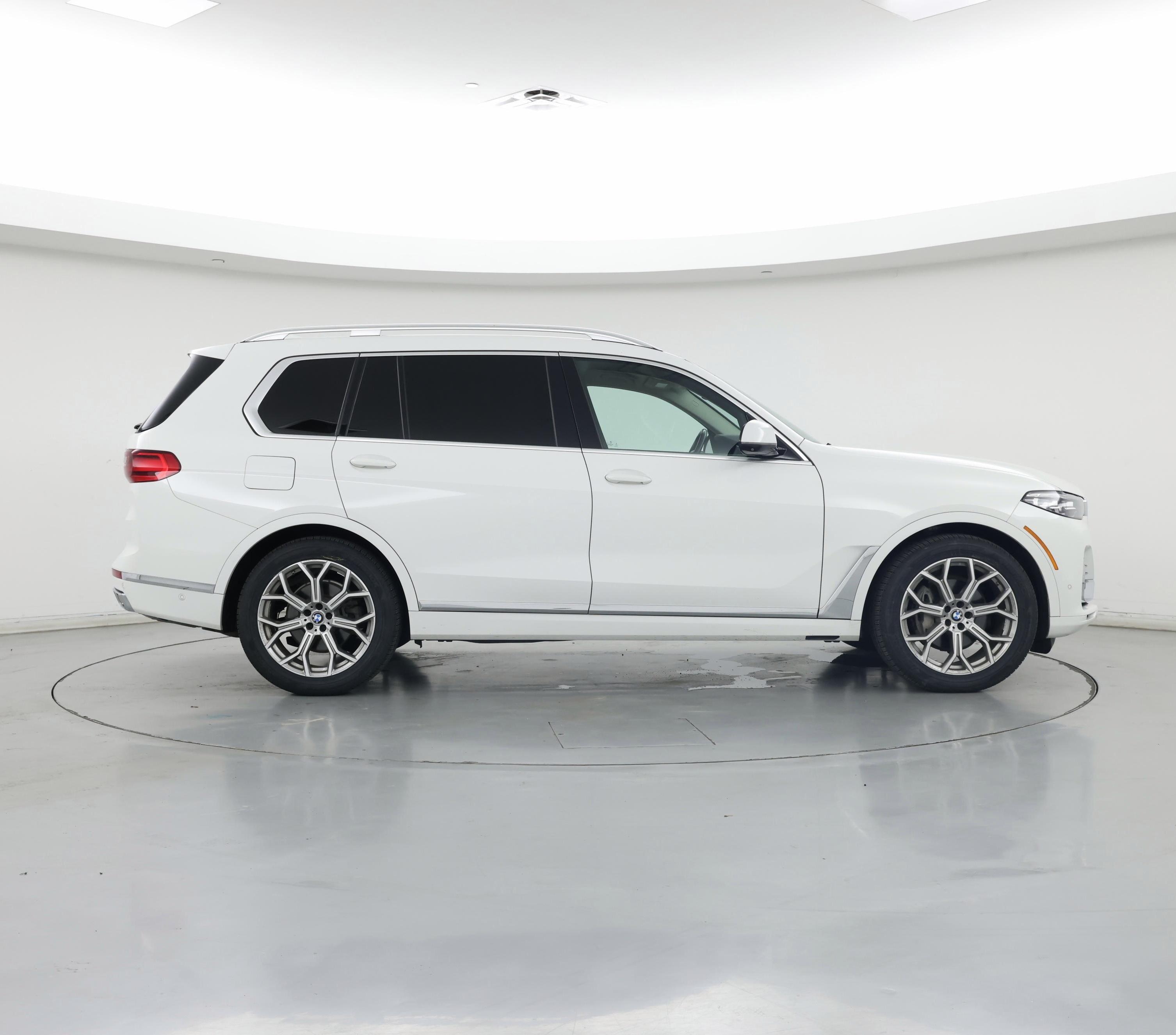 Thumbnail: 2019 BMW X7 - 7