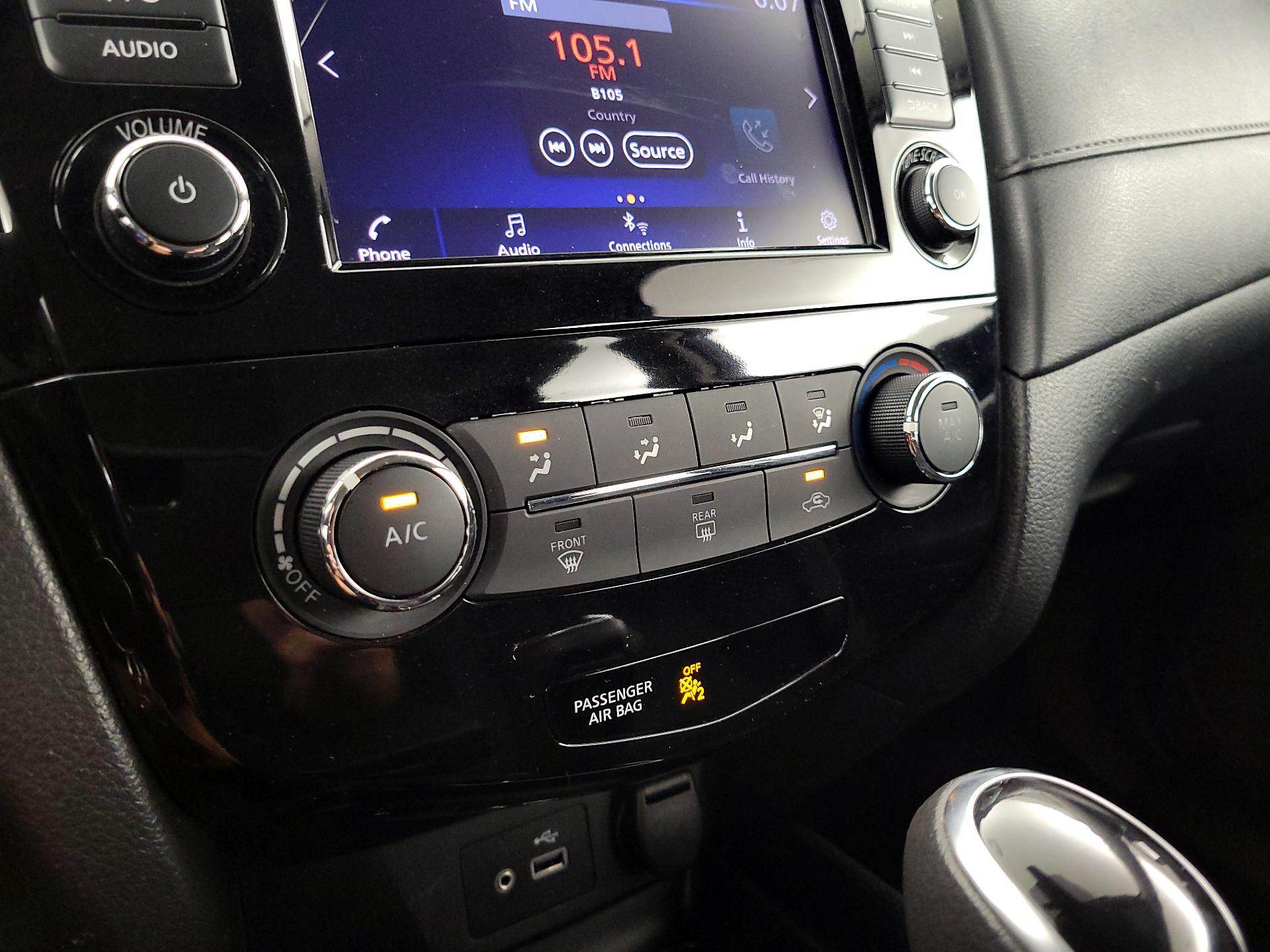 Thumbnail: 2019 Nissan Rogue - 16