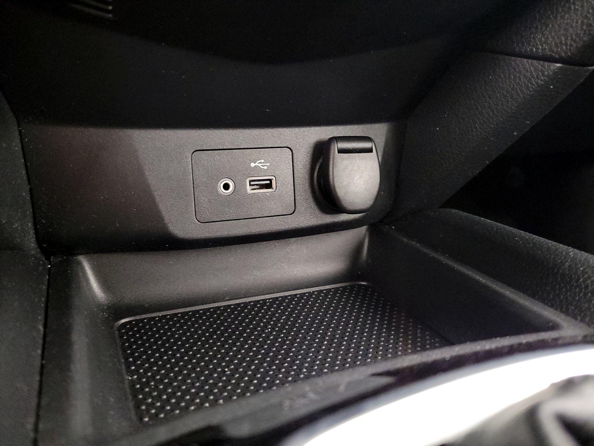 Thumbnail: 2019 Nissan Rogue - 18