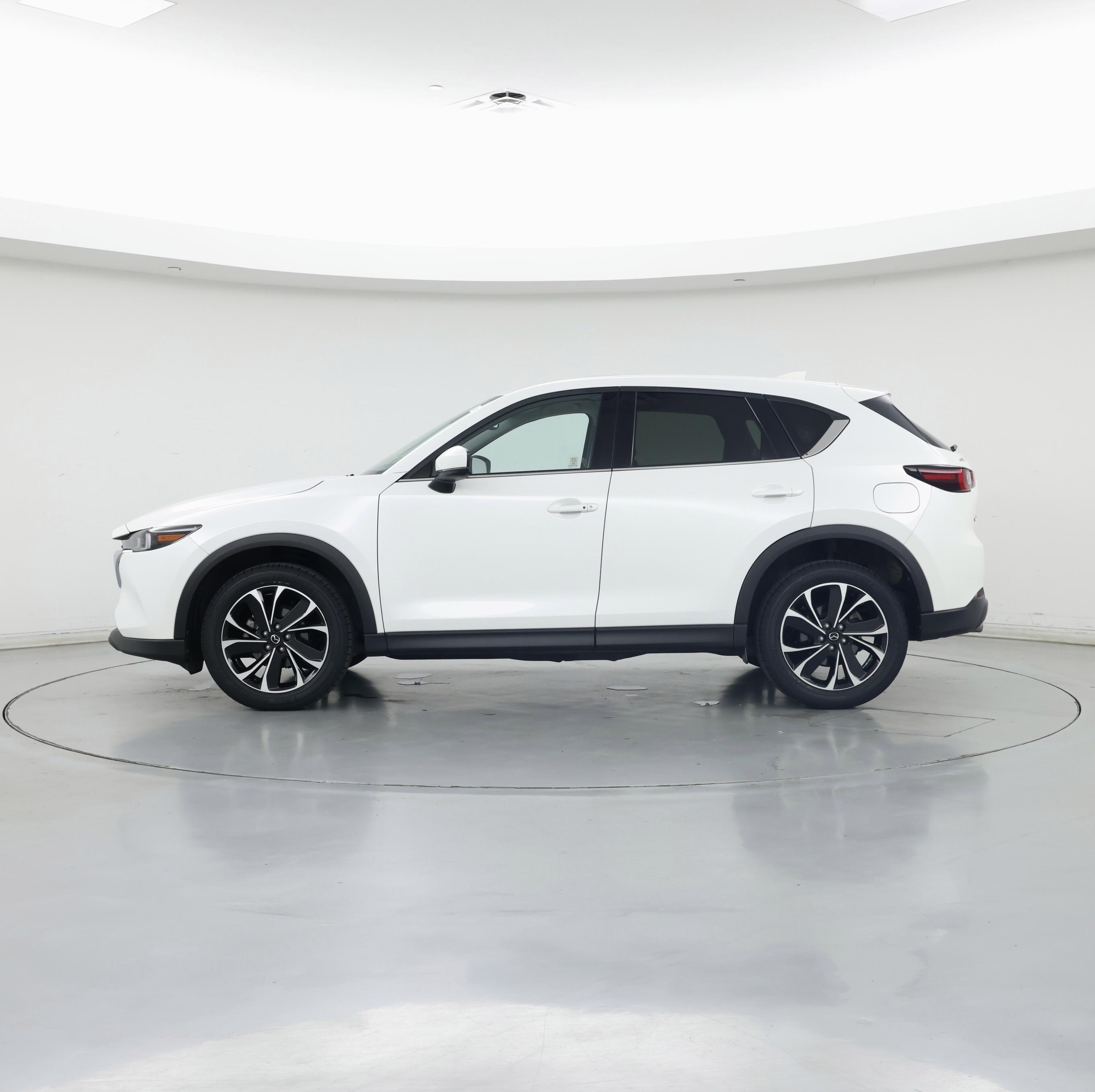 Thumbnail: 2022 Mazda CX-5 - 3
