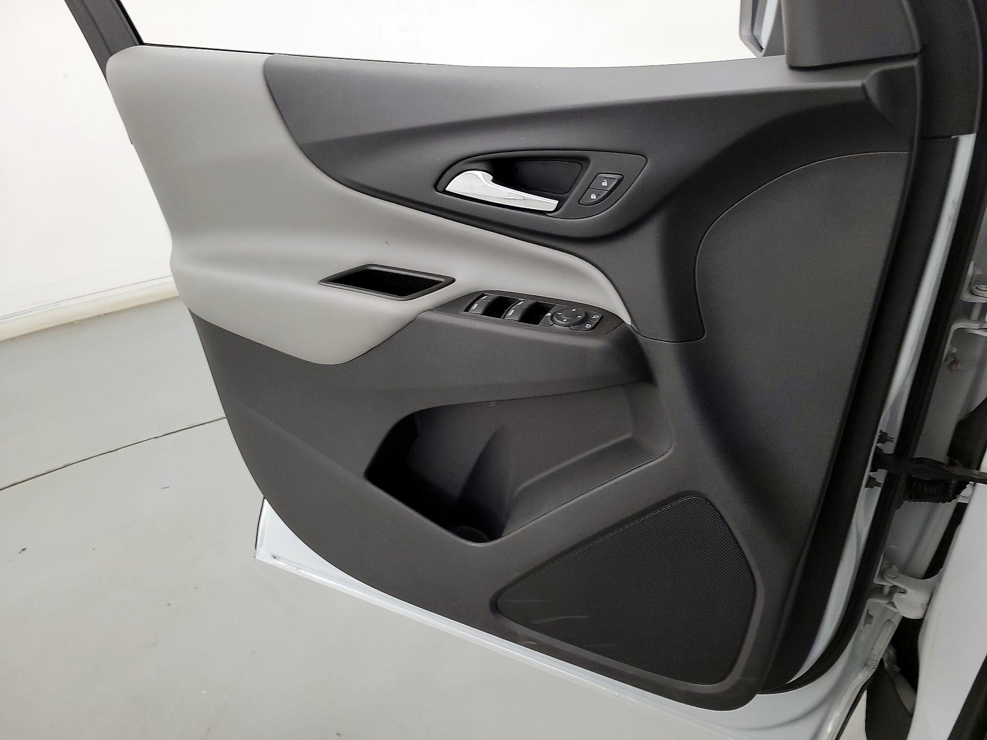 Thumbnail: 2020 Chevrolet Equinox - 12