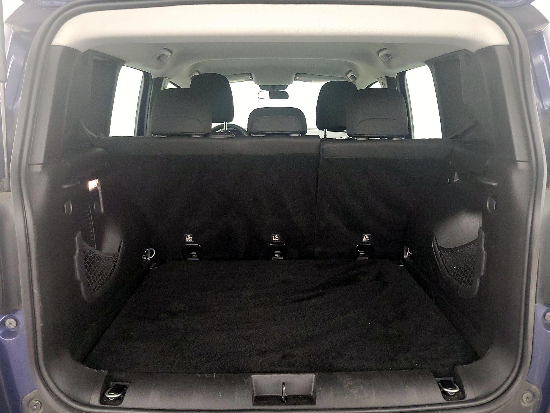 Thumbnail: 2020 Jeep Renegade - 20