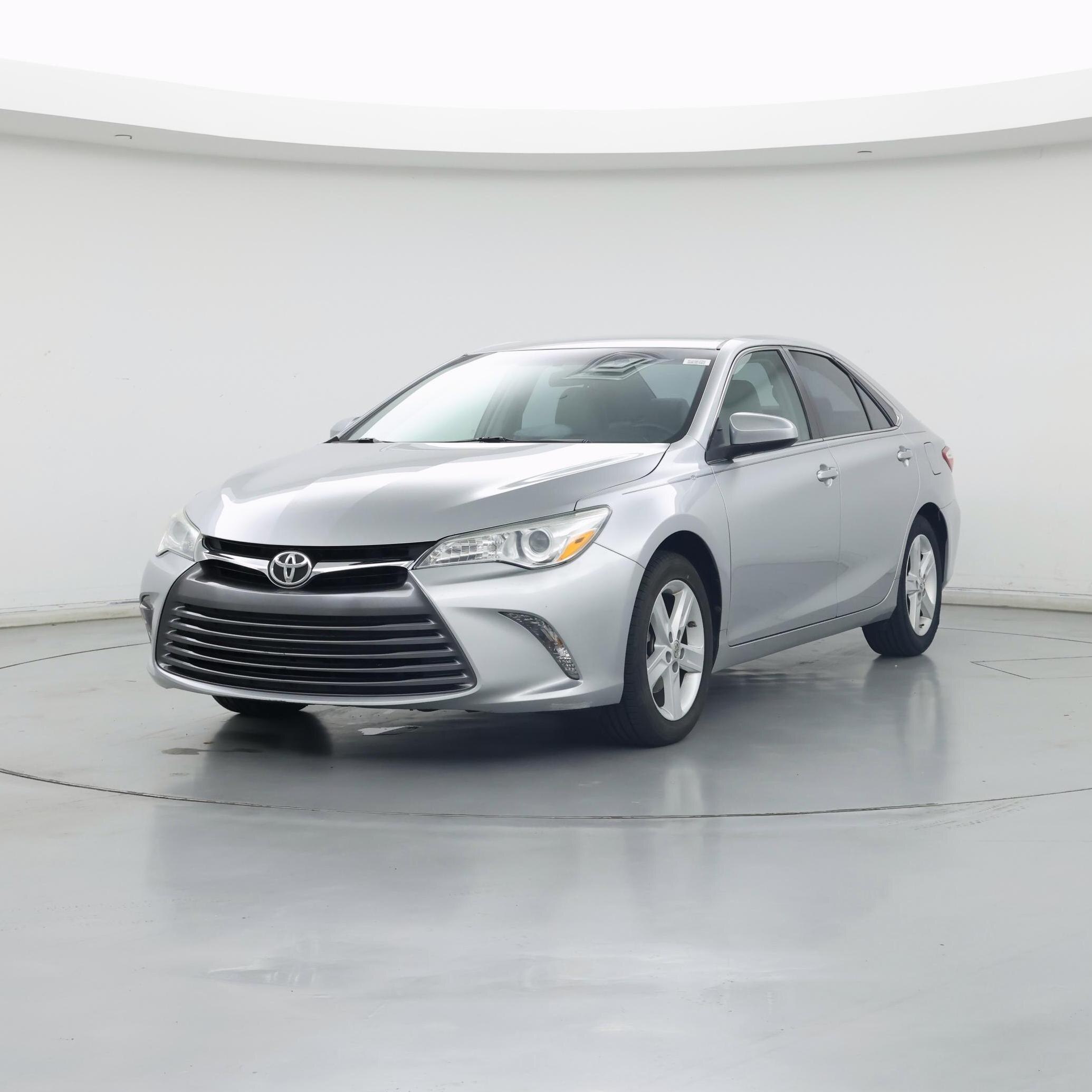 Thumbnail: 2016 Toyota Camry - 4