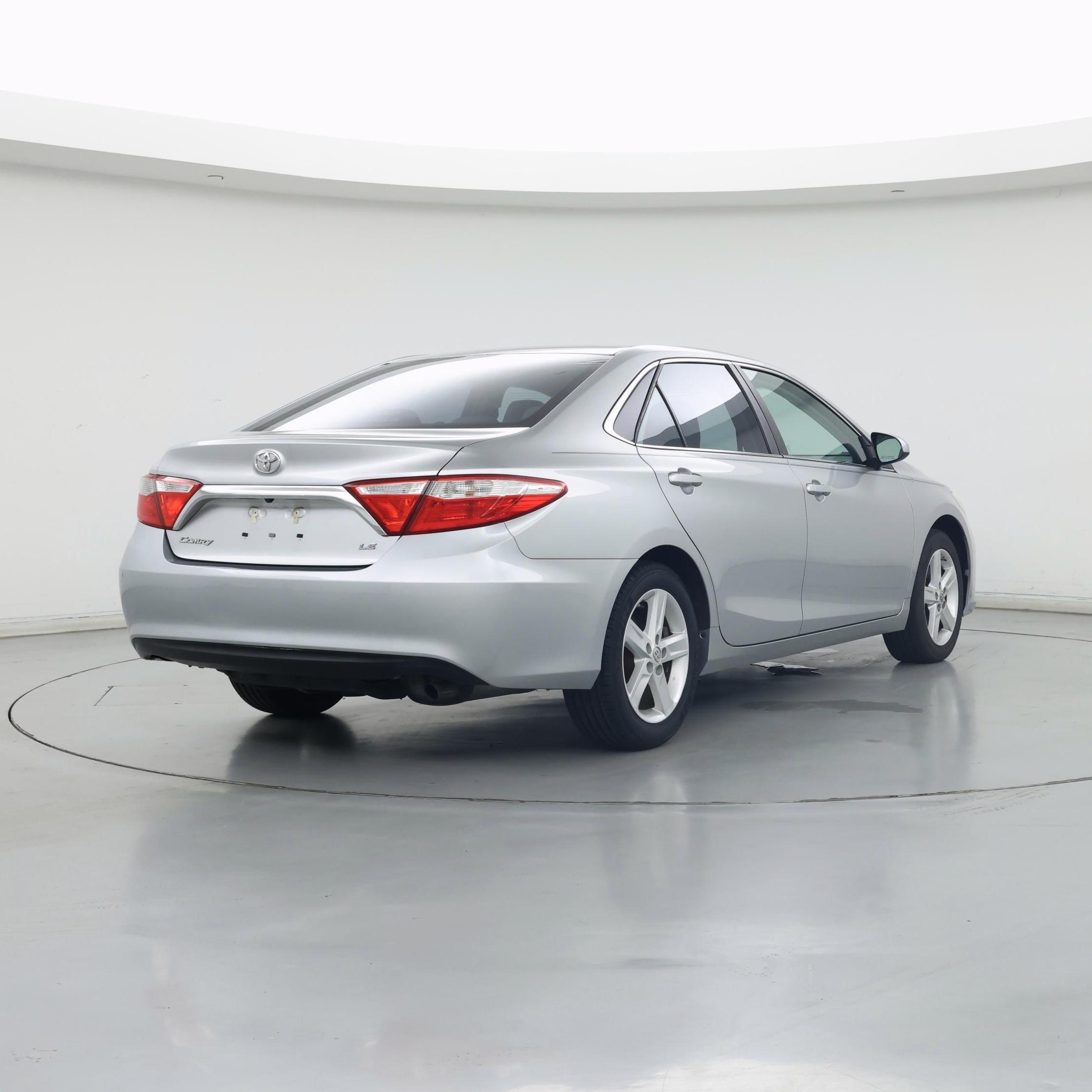 Thumbnail: 2016 Toyota Camry - 8